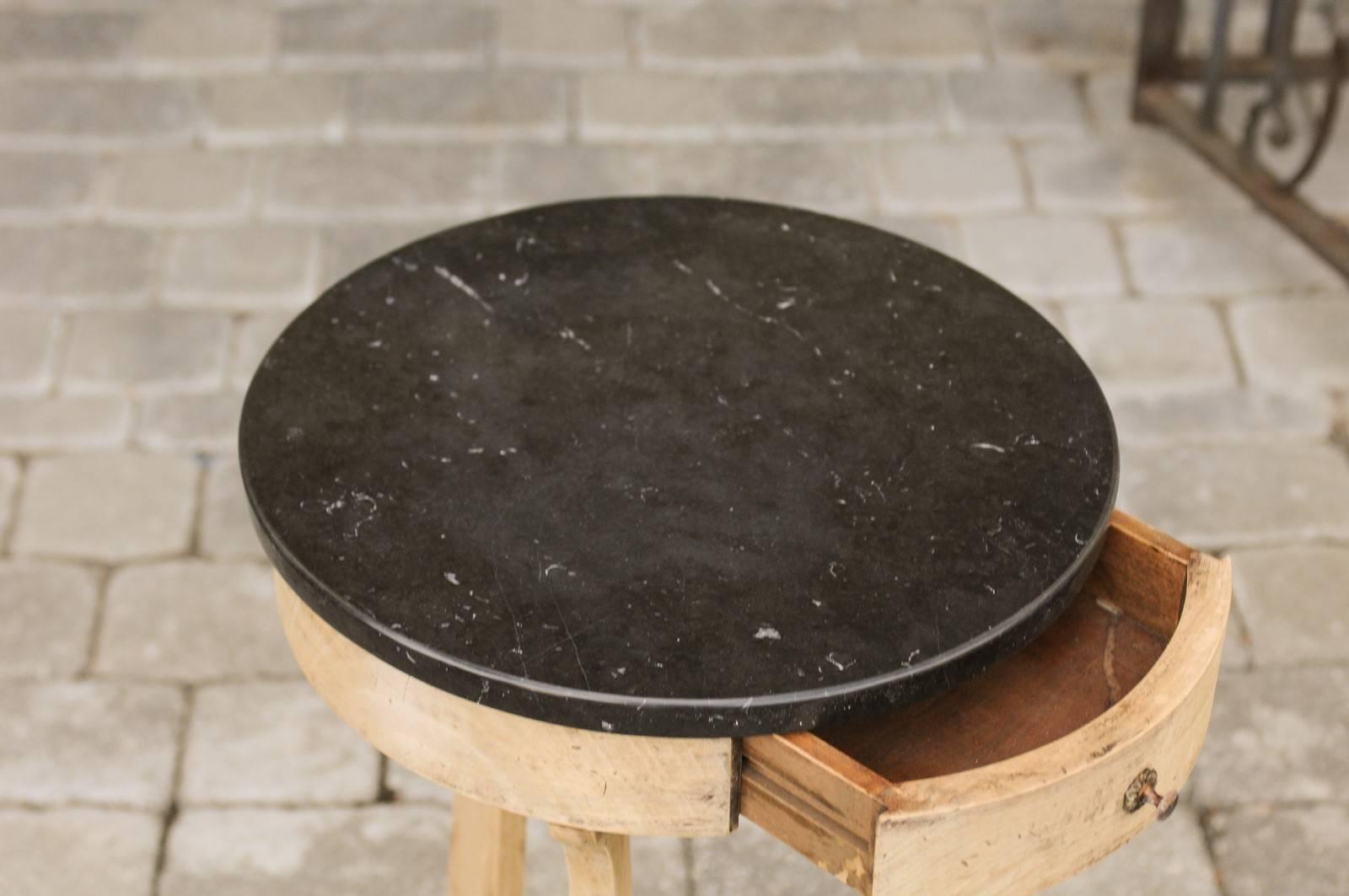 French 1920s Bleached Oak Round Table with Black Marble Top and Lyre Shaped Legs 4