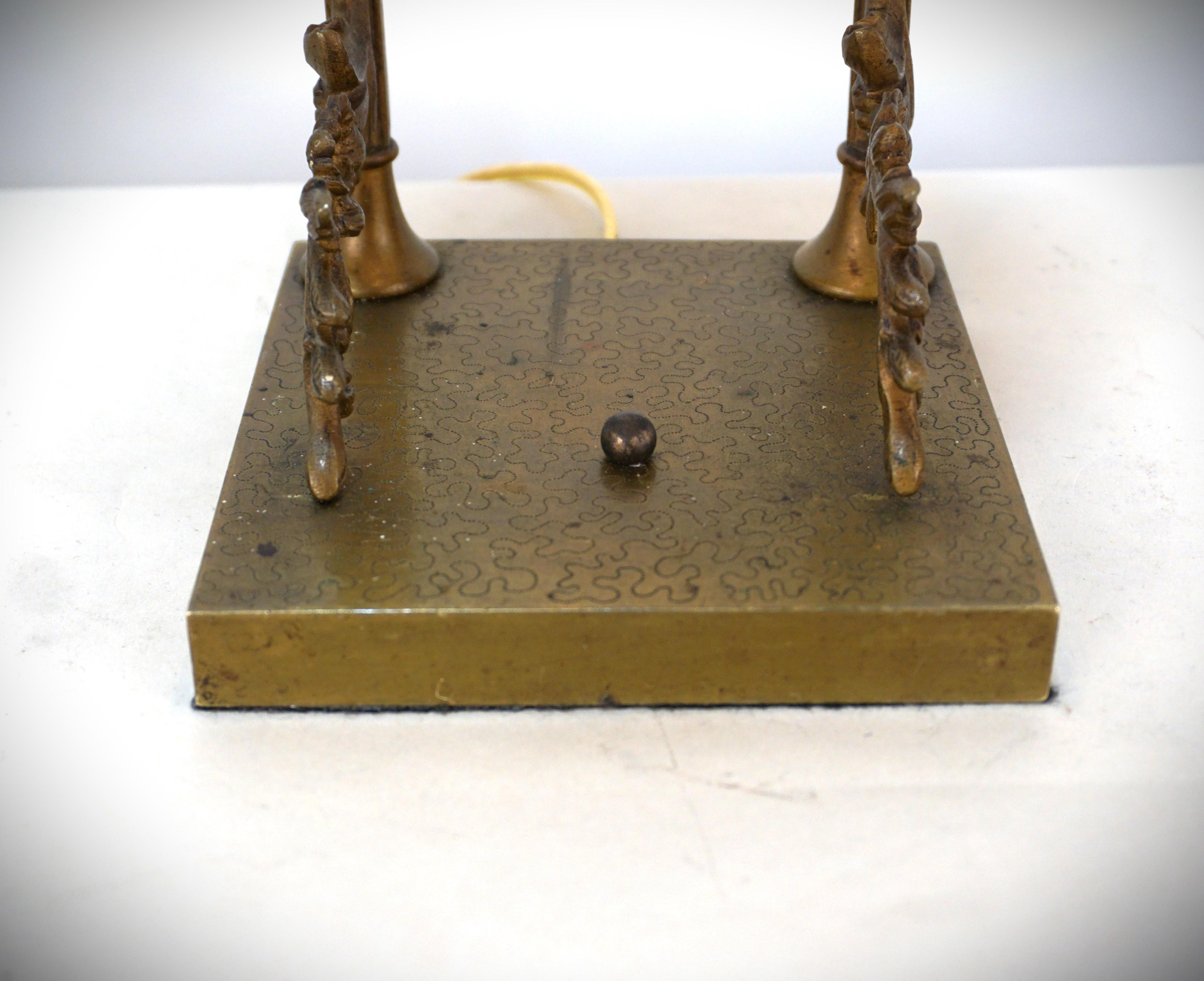 French 1920's Bronze and Crystal Table Lamp For Sale 3