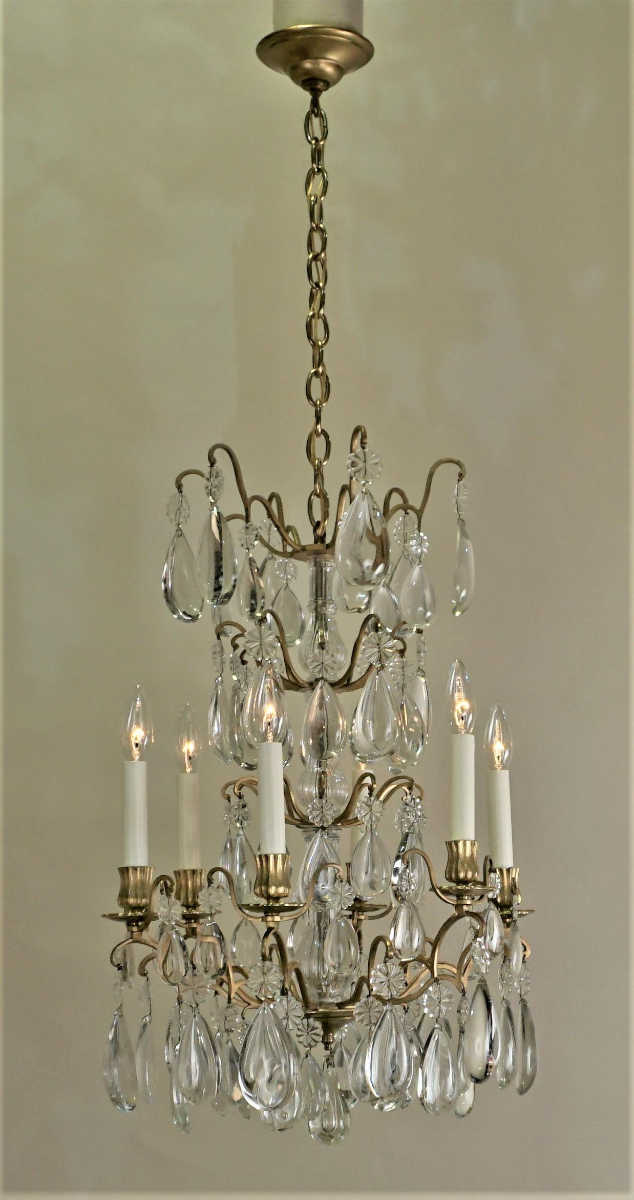 French 1920s Crystal and Bronze Chandelier In Good Condition In Fairfax, VA