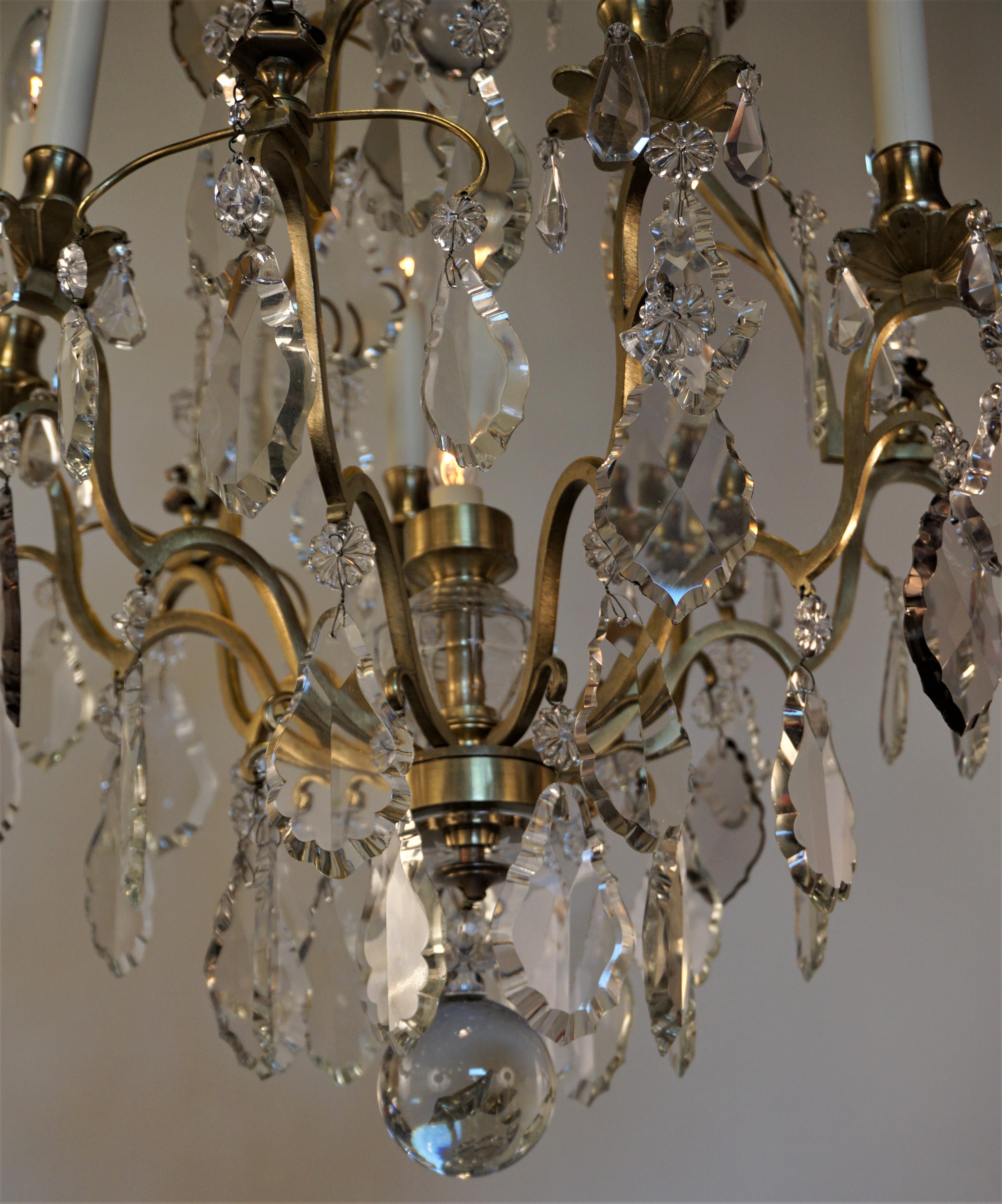 French 1920s Crystal and Bronze Chandelier 1