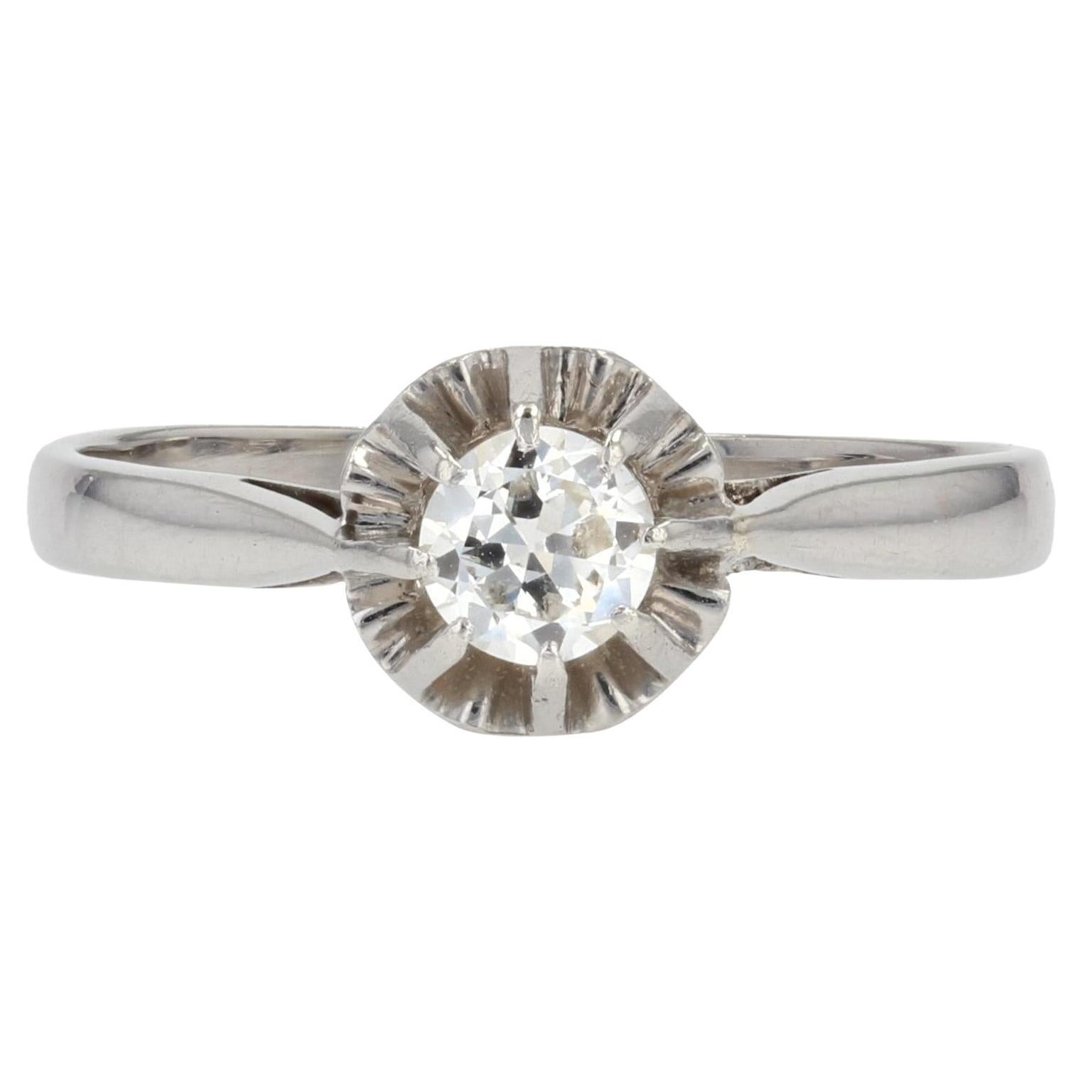 French 1920s Diamond 18 Karat White Gold Platinum Art Deco Solitaire Ring