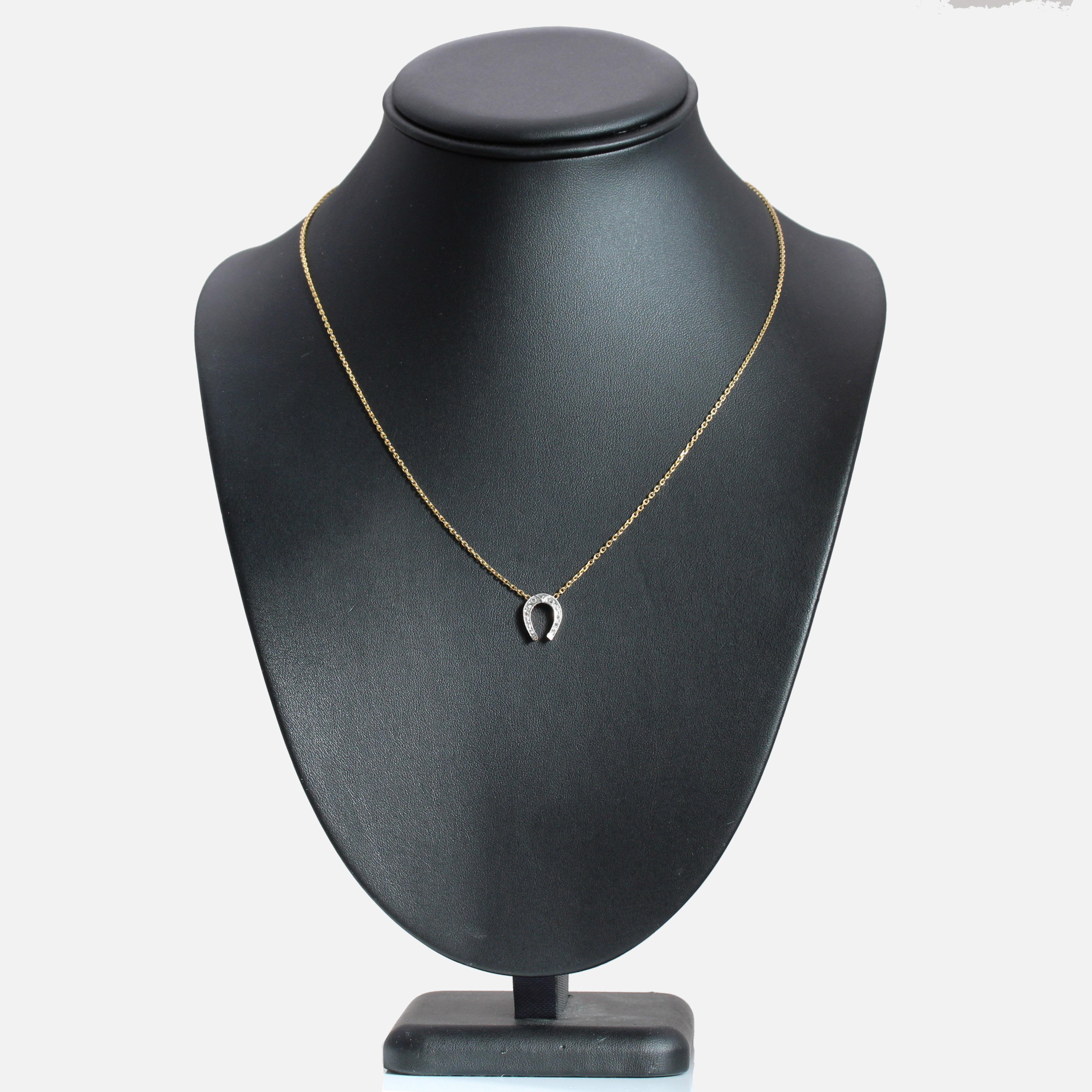 Französische Hufeisenkette aus 18 Karat Gelbgold mit Diamanten, 1920er Jahre im Angebot 1