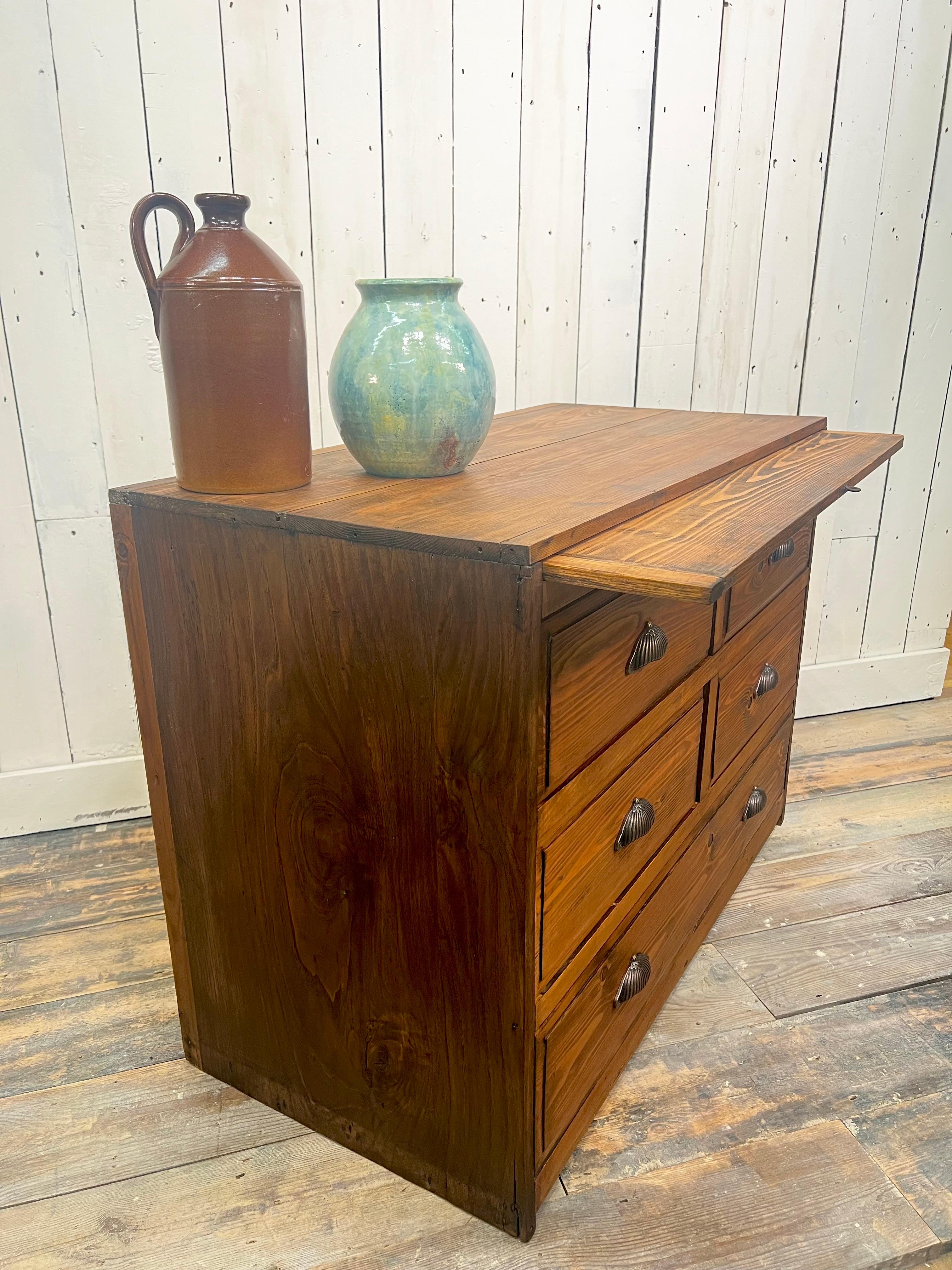 French 1920's Farmhouse Chest of Drawers/Dresser 2