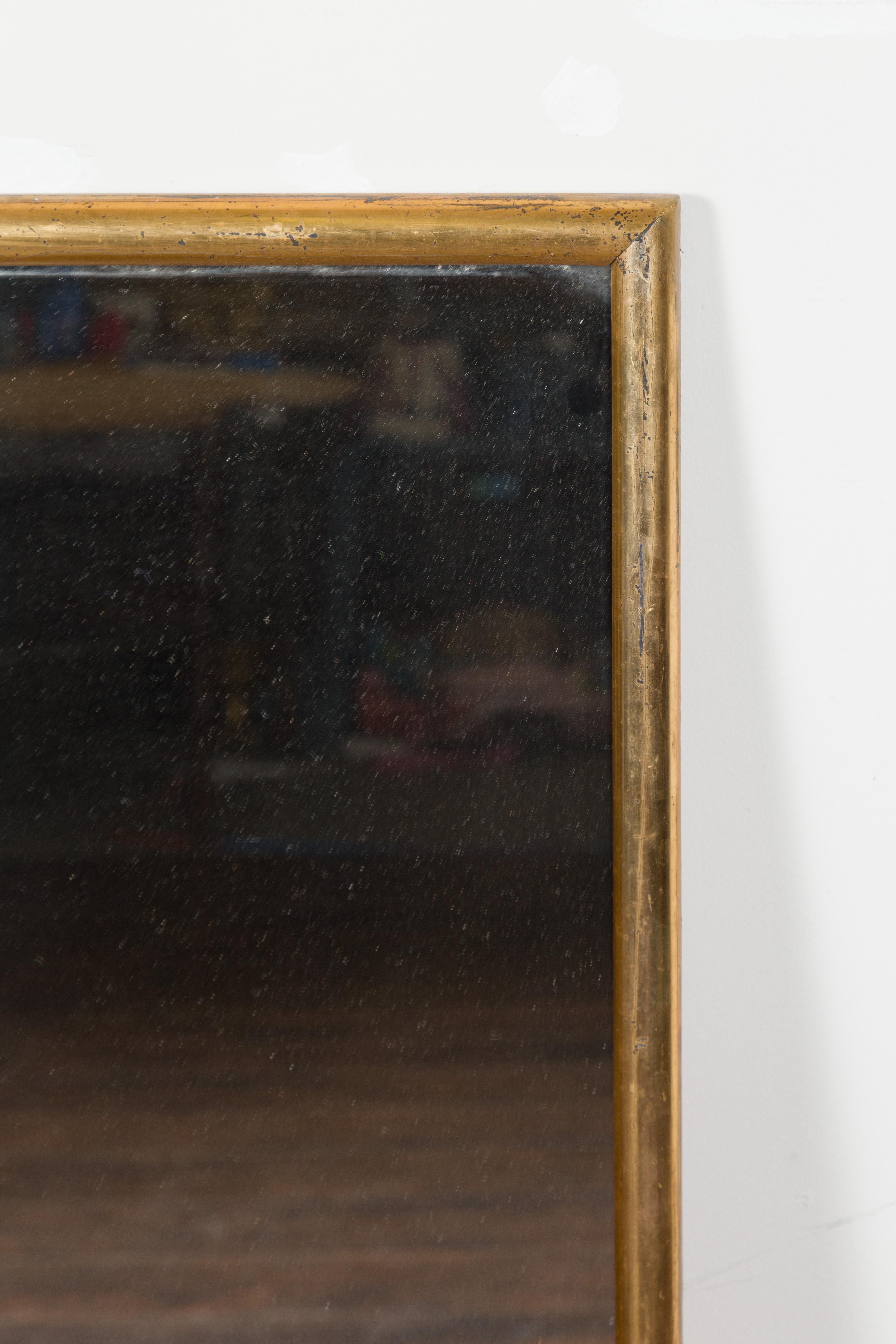 French 1920s Giltwood Rectangular Mirror with Distressed Patina For Sale 8