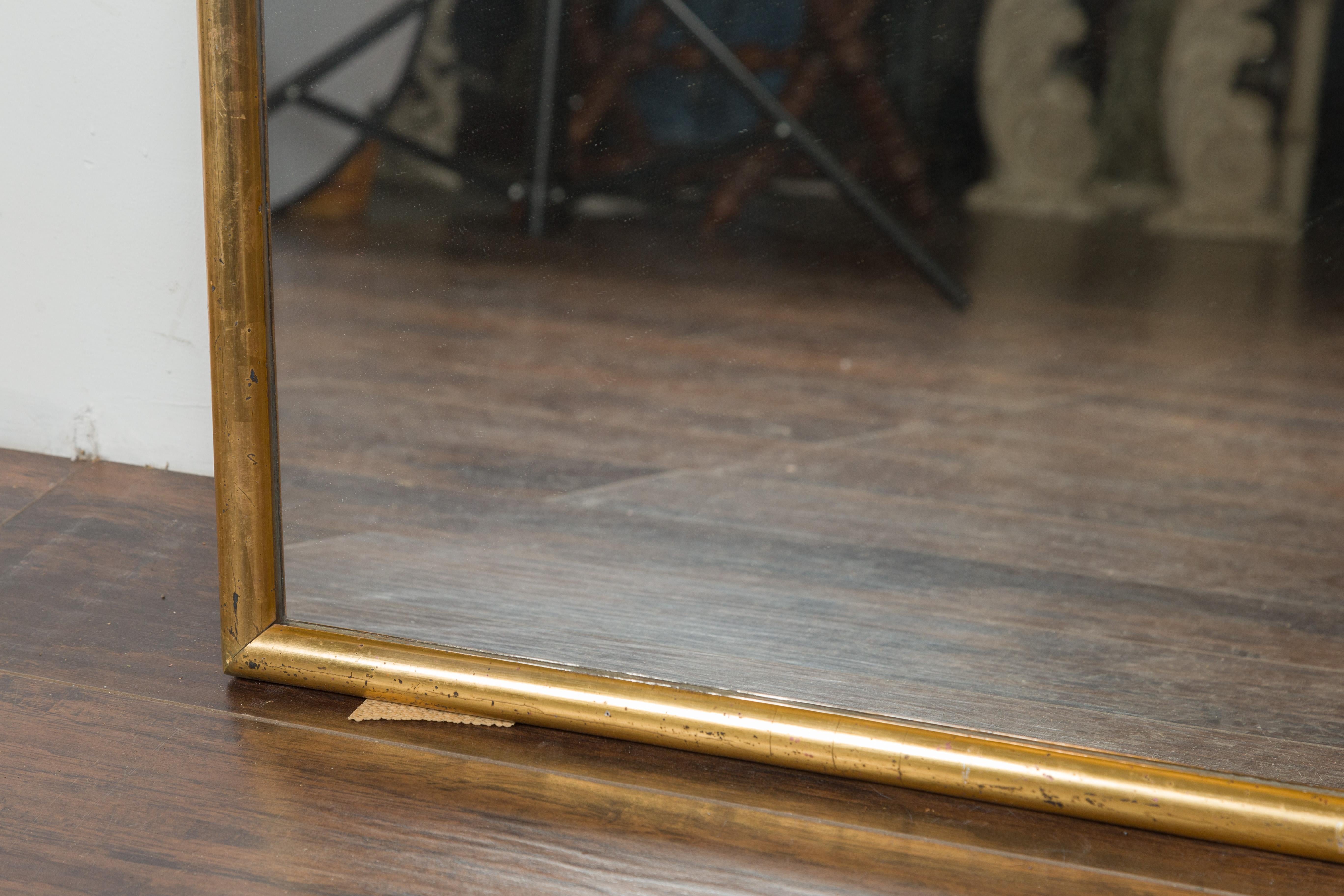 French 1920s Giltwood Rectangular Mirror with Distressed Patina For Sale 10