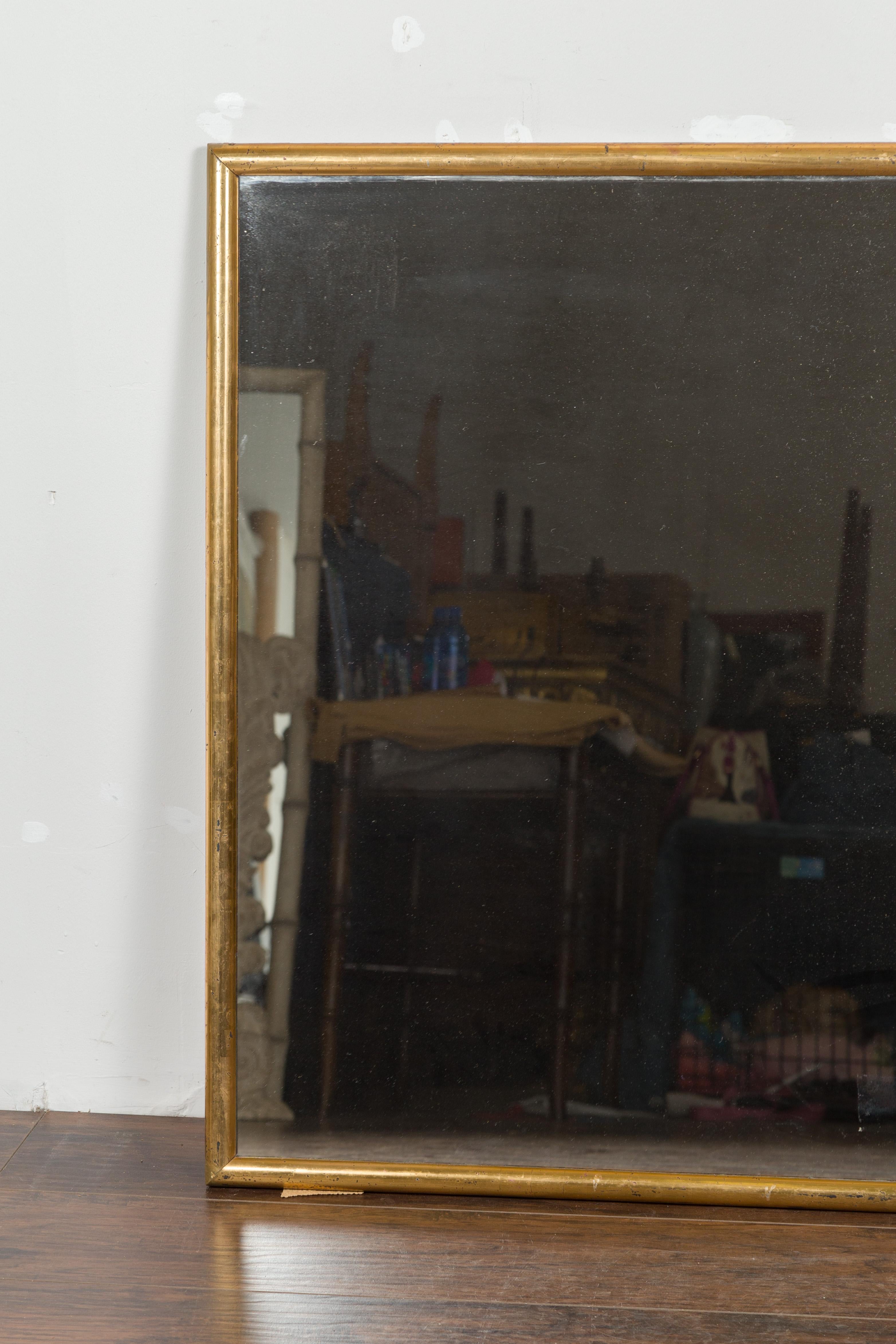 Rechteckiger Spiegel aus vergoldetem Holz mit patinierter Patina aus den 1920er Jahren im Angebot 1