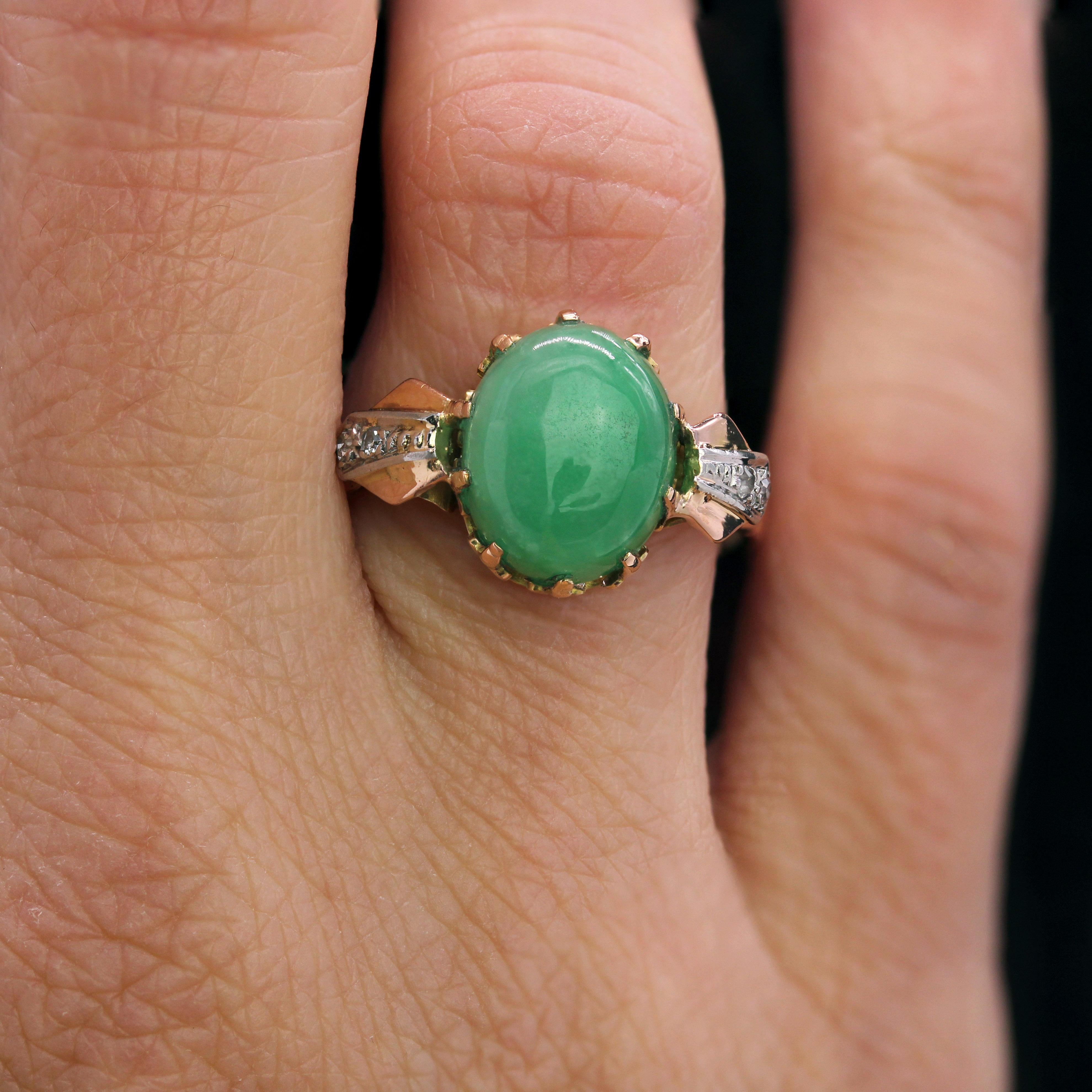 Donna Anello francese anni '20 con giada e diamanti in oro rosa 18 carati in vendita