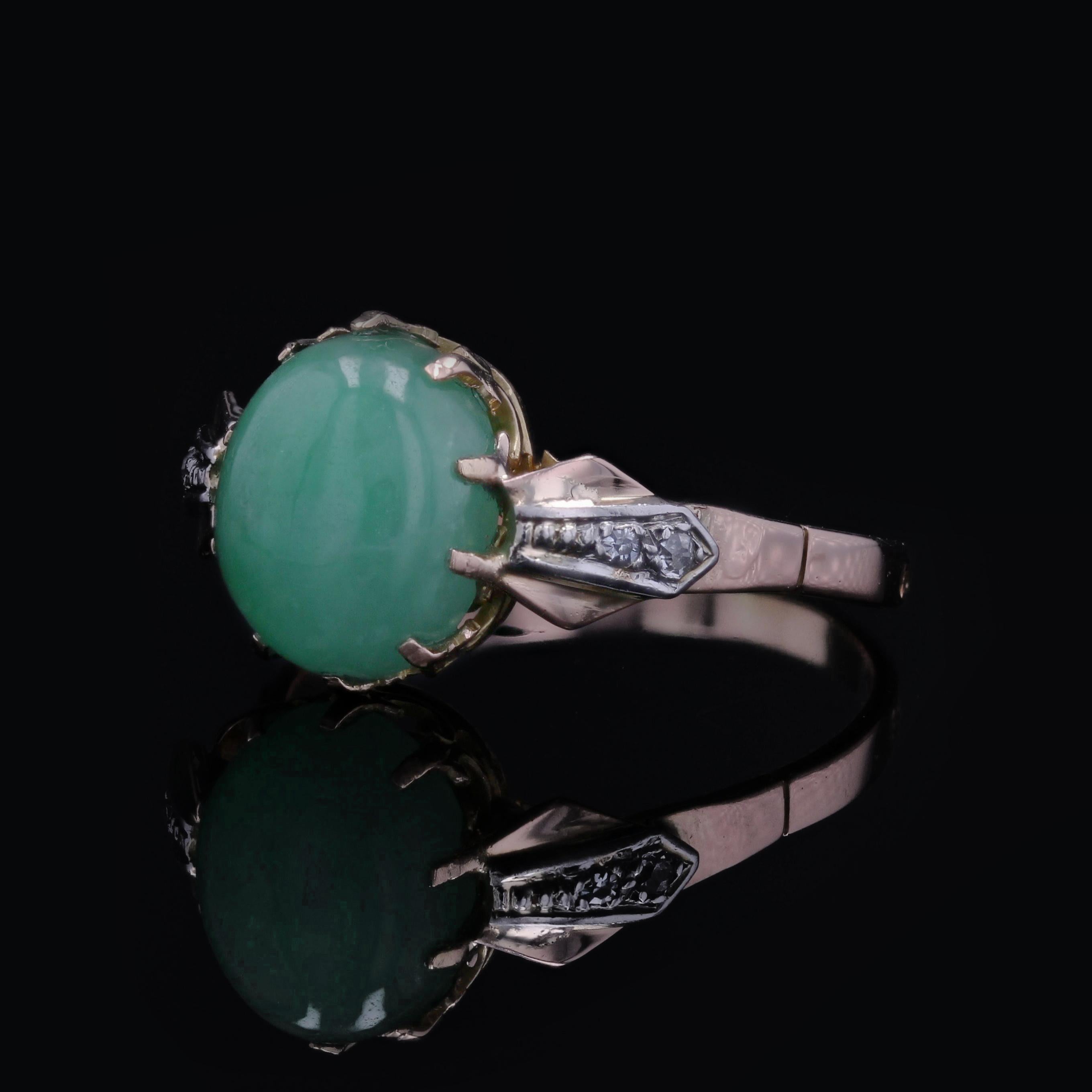 Anello francese anni '20 con giada e diamanti in oro rosa 18 carati in vendita 1