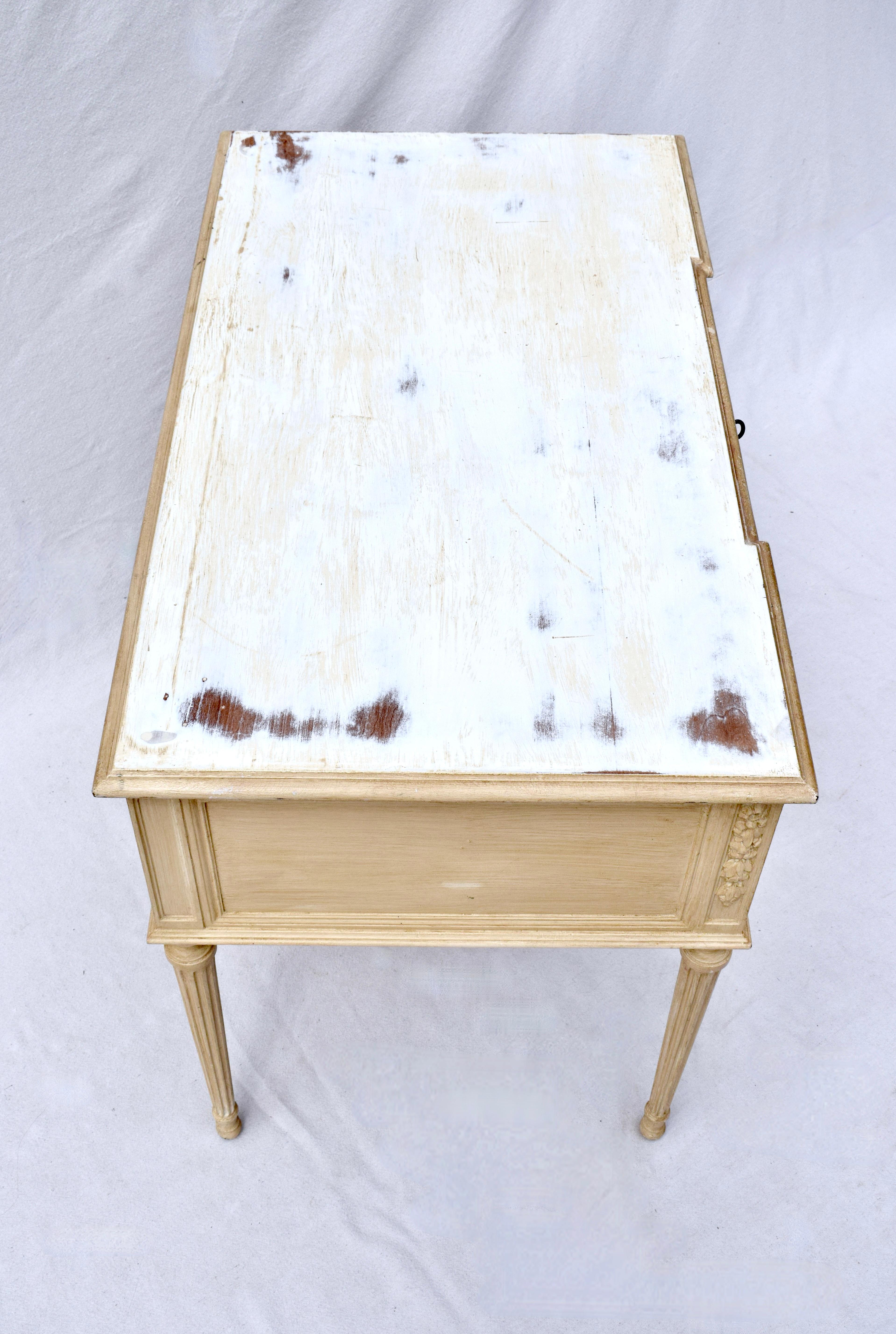 French 1920s Louis XVI-Style Painted Desk 1