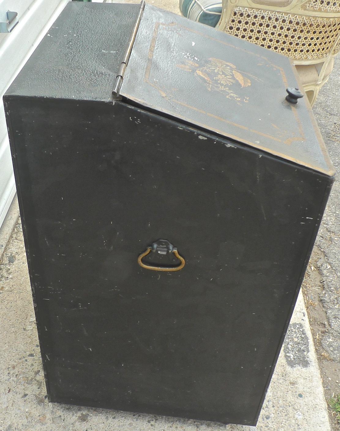 French 1920s Metal Storage Bin with Decorative Hand Painted Portrait of a Woman 3