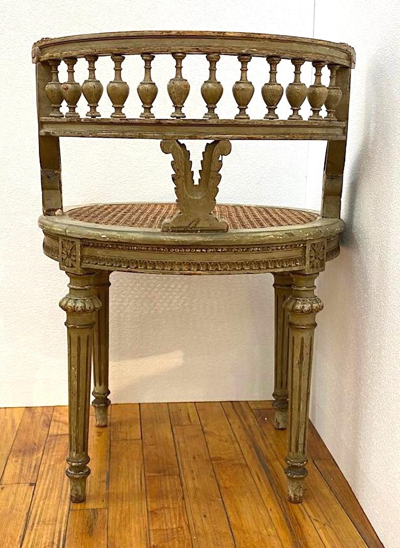 Early 20th Century French 1920s Painted & Parcel Gilt Distressed Louis XVI Vanity Chair
