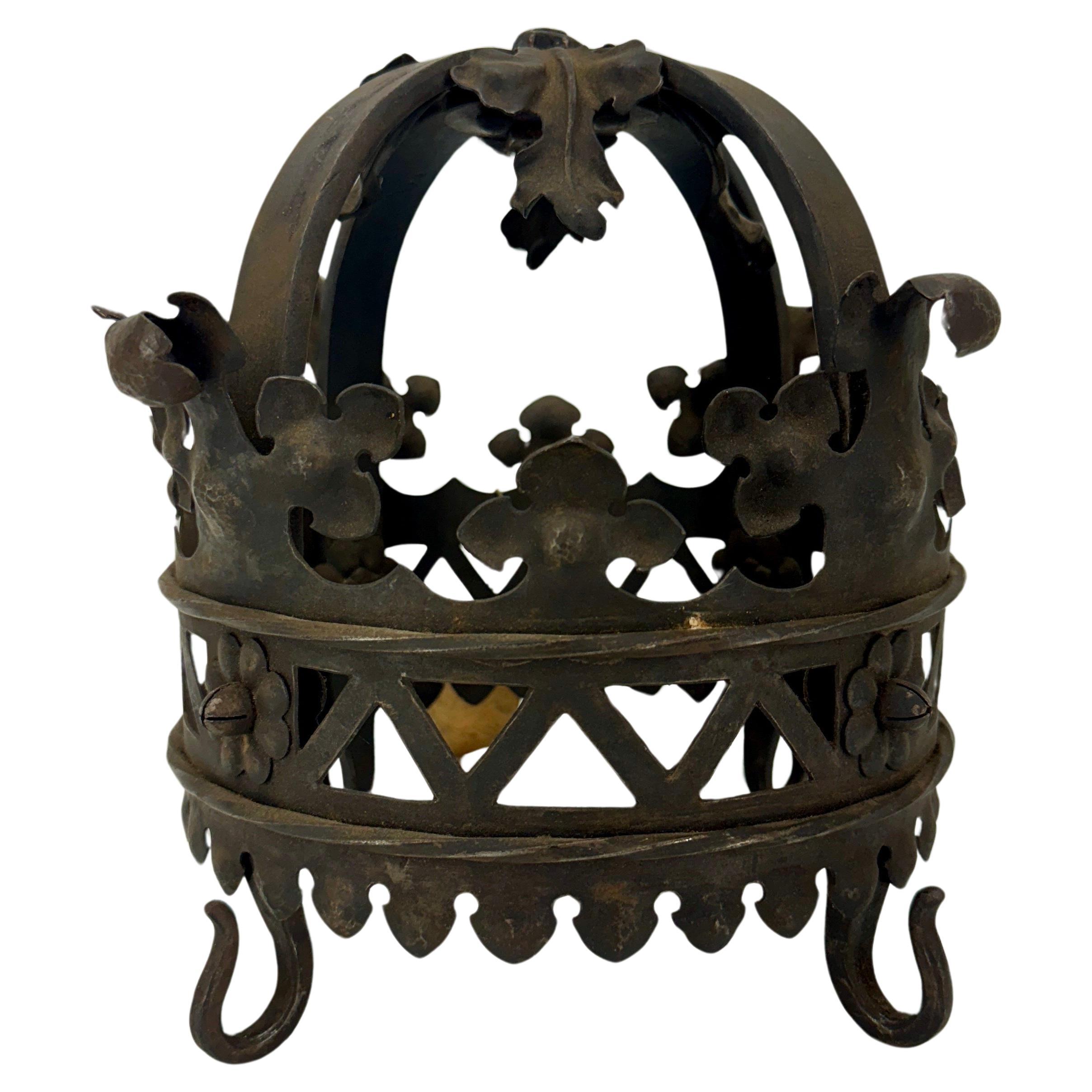 French 1920's Parisian Metal Iron Crown Sculpture For Sale 2