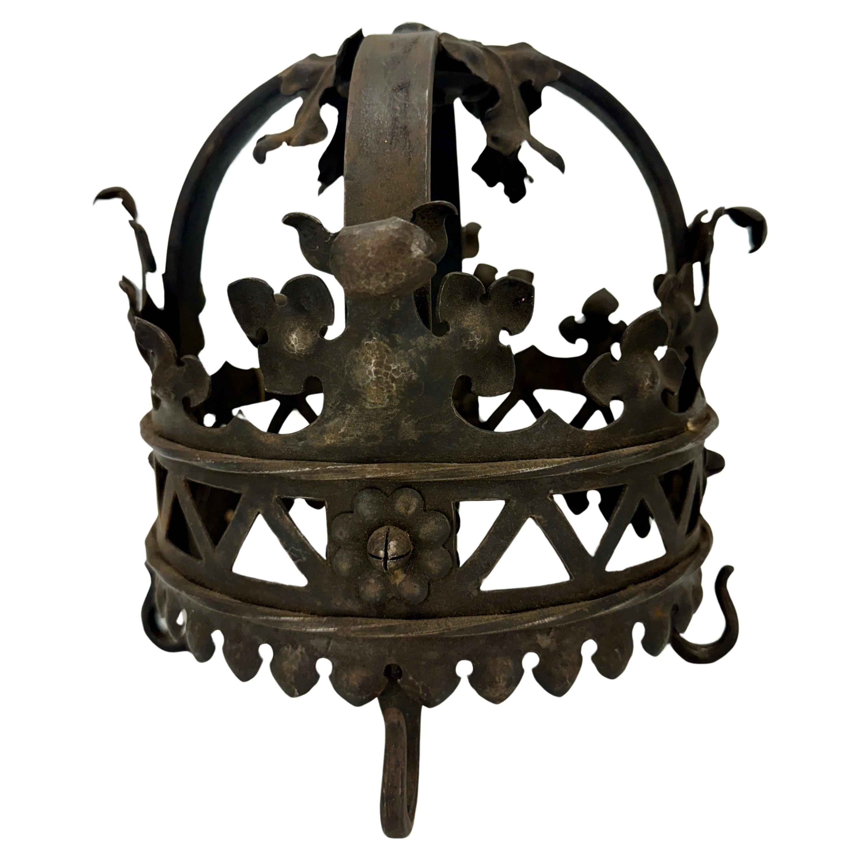 French 1920's Parisian Metal Iron Crown Sculpture For Sale 3