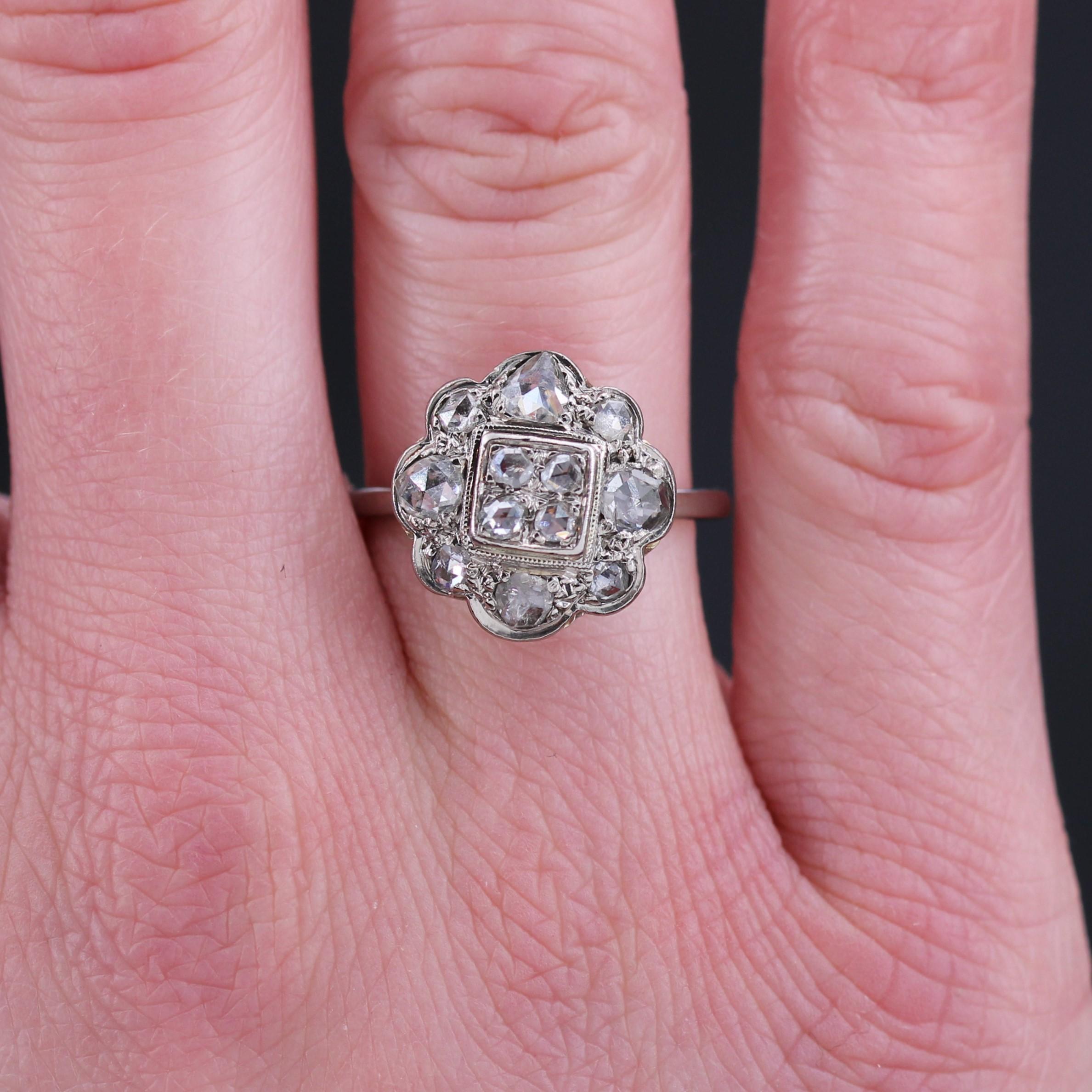 Französisch 1920s  Blumenring mit Diamant im Rosenschliff aus 18 Karat Weißgold Damen