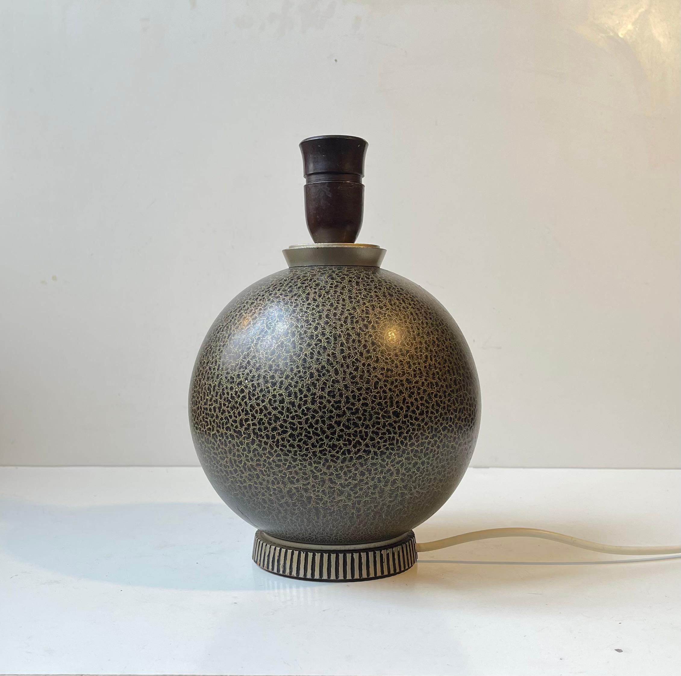 Art Deco French 1920s Table Lamp in the Style Jean Besnard, Black - Gold Craquelé For Sale