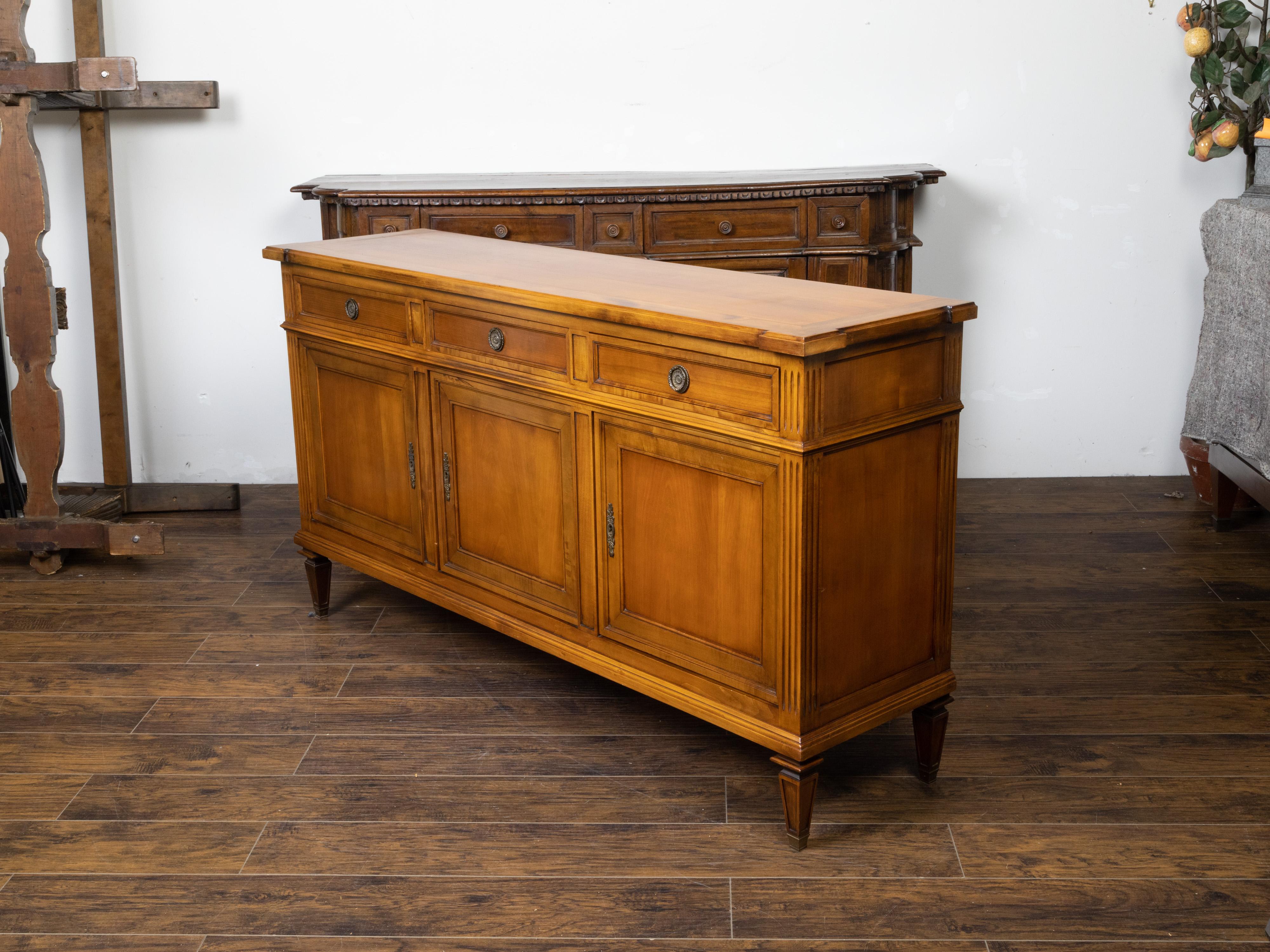 French 1920s Walnut Enfilade with Drawers over Doors and Fluted Side Posts 9