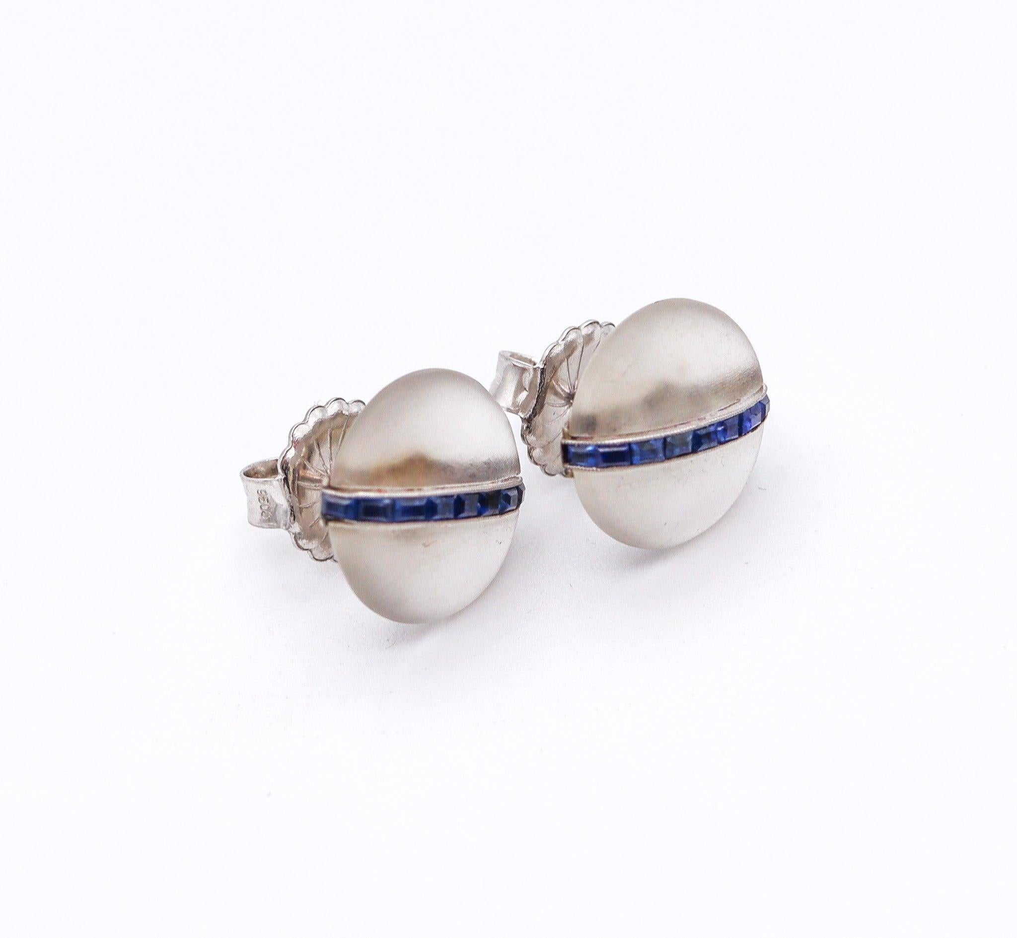 Orecchini con borchie in quarzo roccioso FRANCESE 1925 Art Deco in oro 18Kt con zaffiri In condizioni ottime in vendita a Miami, FL