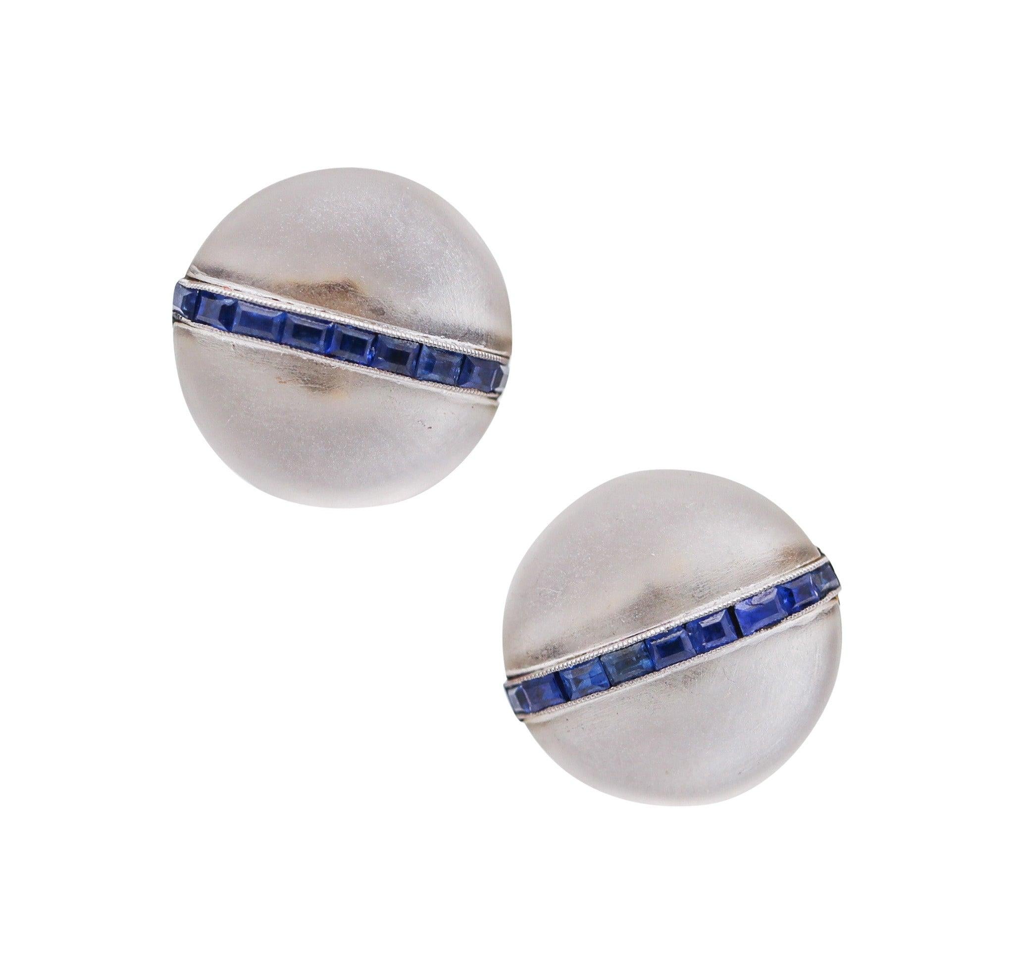 Orecchini con borchie in quarzo roccioso FRANCESE 1925 Art Deco in oro 18Kt con zaffiri in vendita