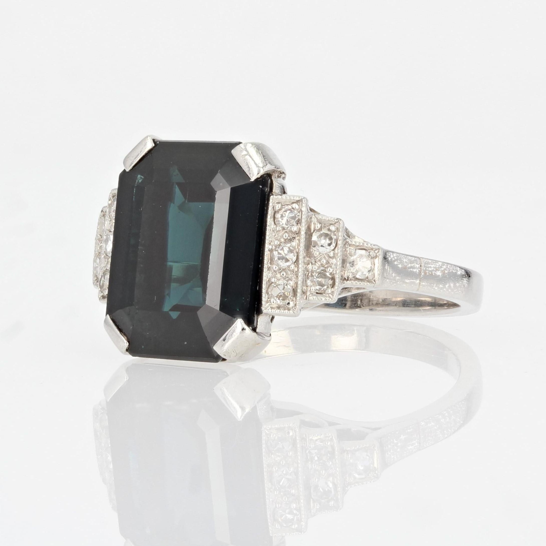 French, 1925s, Art Deco 5.60 Carat Sapphire Diamonds Platinum Ring 3