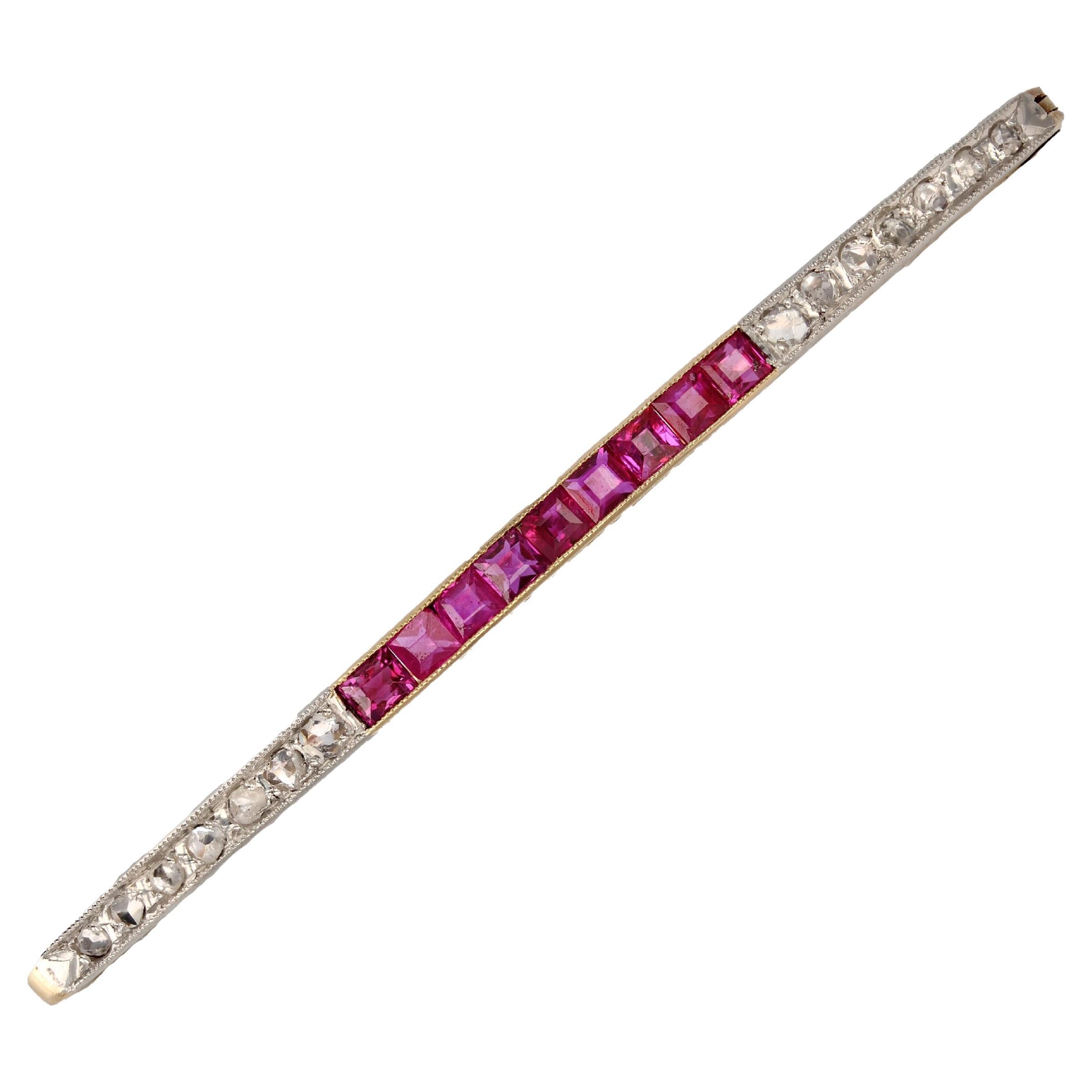 Art-Déco-Brosche aus 18 Karat Gelbgold mit Diamanten, 1925er Jahre