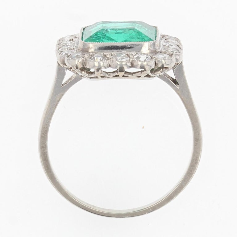 French 1925s Art Deco Insignificant Colombian Emerald Diamond Platinum Ring For Sale 6