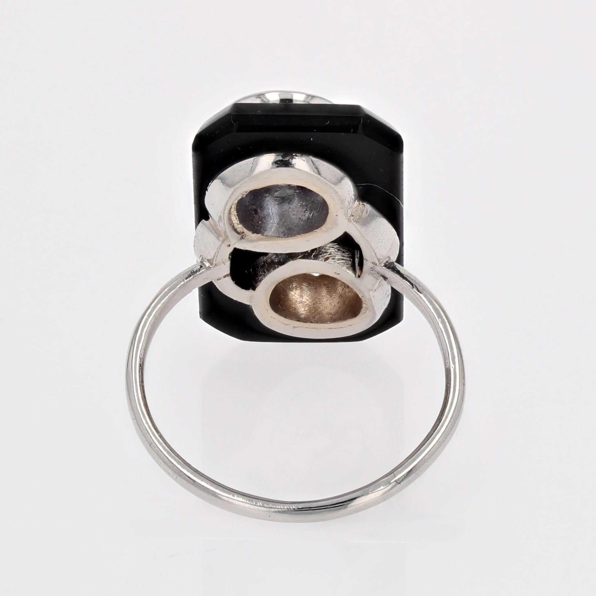French 1925s Art Deco Sapphire Diamond Onyx Platinum Ring For Sale 12