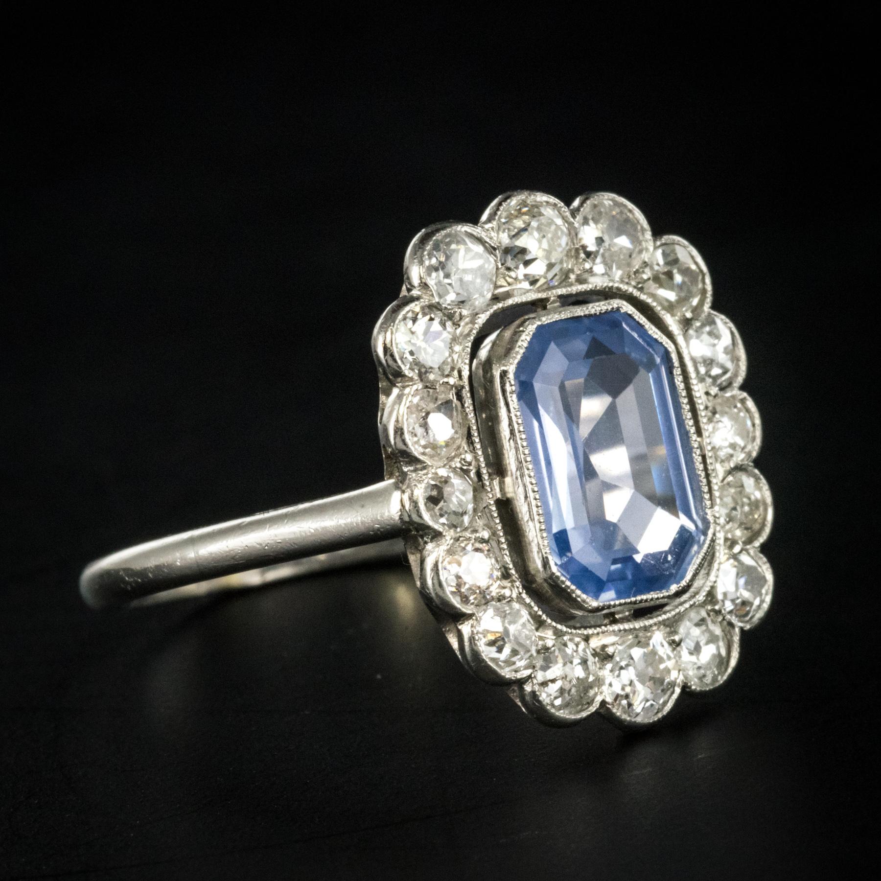 Women's French 1925s Art Deco Sapphire Diamond Platinum Cluster Ring