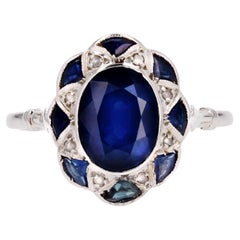 French 1925s Art Deco Sapphire Diamonds 18 Karat White Gold Platinum Oval Ring