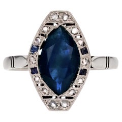 Antique French 1925s Art Deco Sapphire Diamonds 18 Karat White Gold Shuttle Ring
