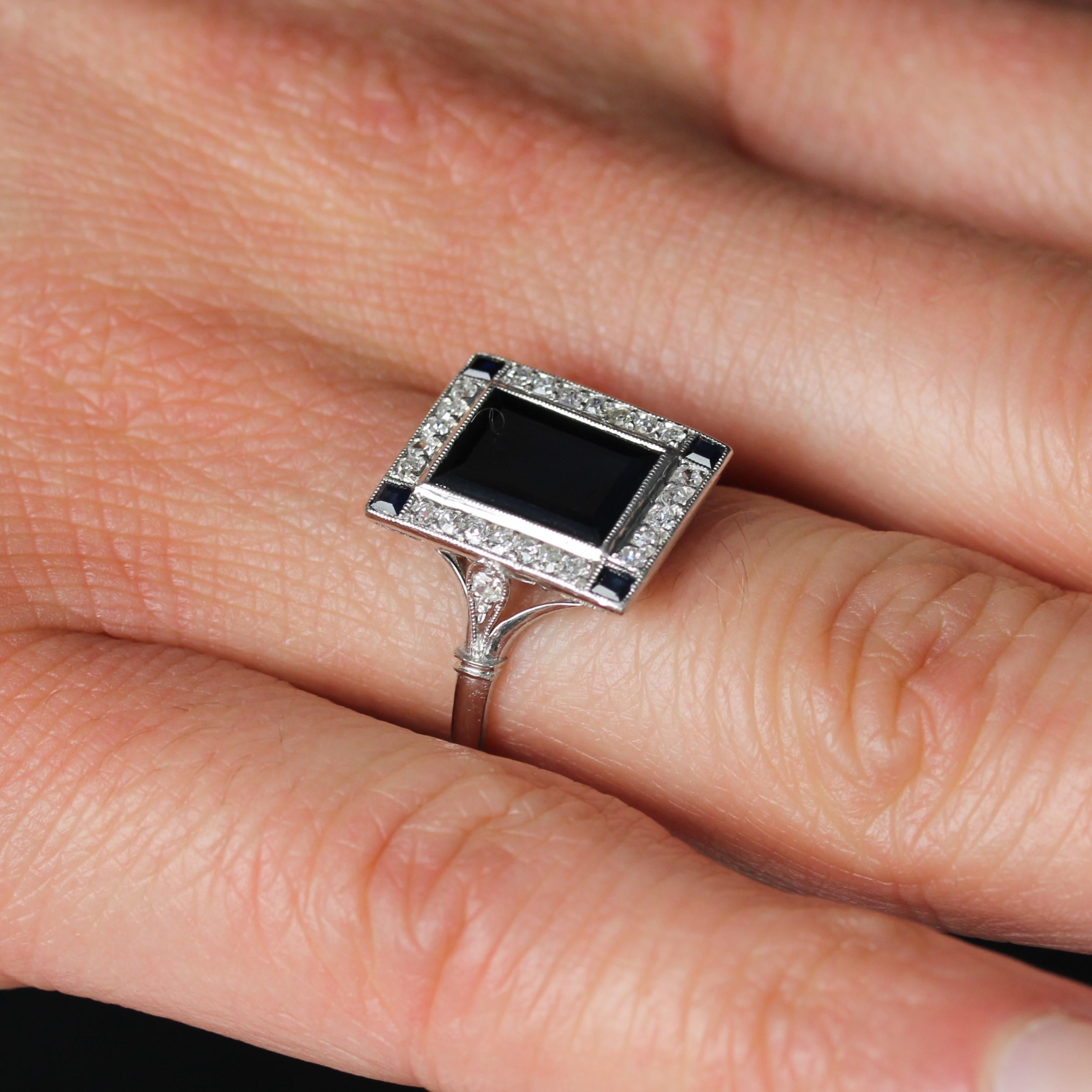 French 1925s Art Deco Sapphire Diamonds Platinum Rectangular Ring For Sale 7