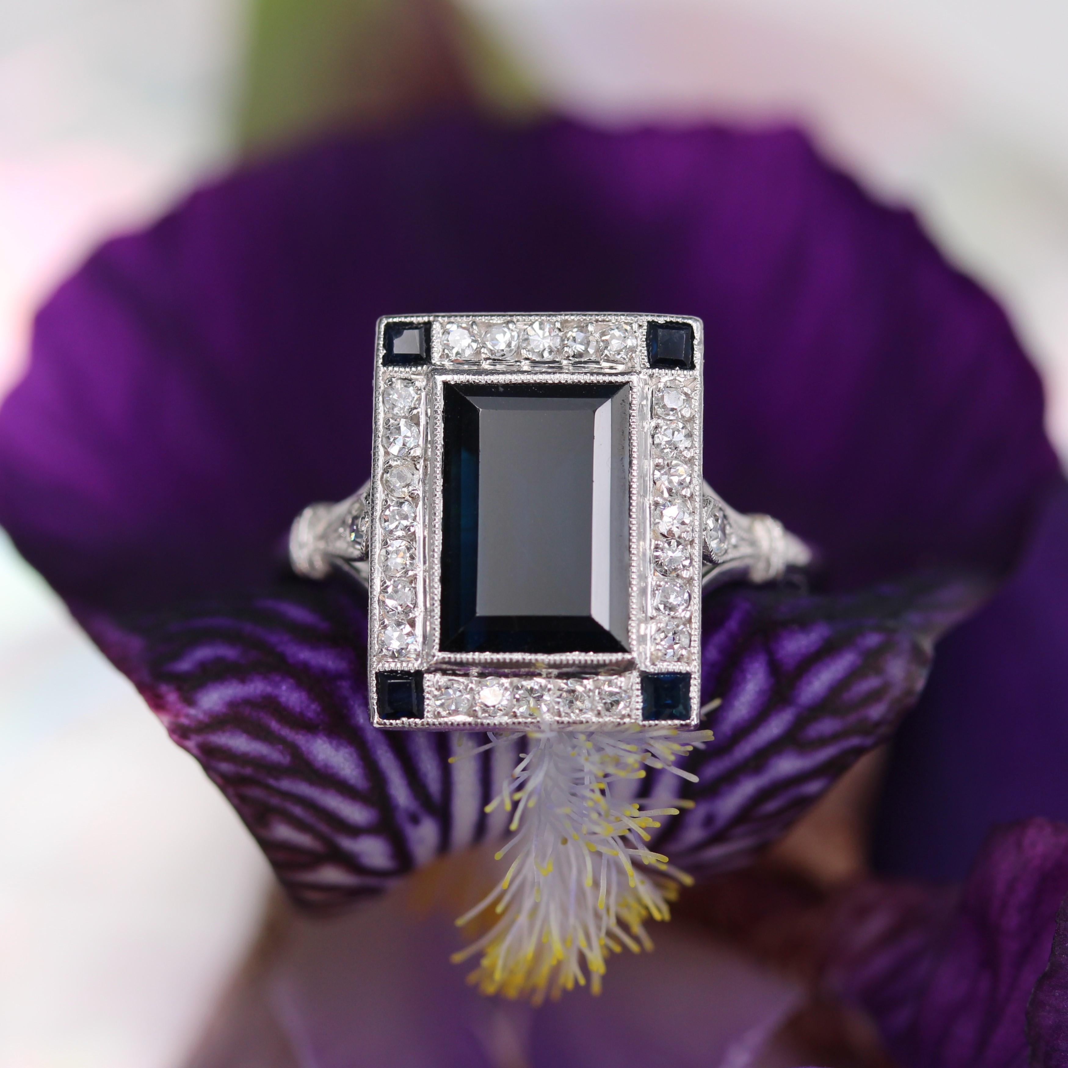 Emerald Cut French 1925s Art Deco Sapphire Diamonds Platinum Rectangular Ring For Sale