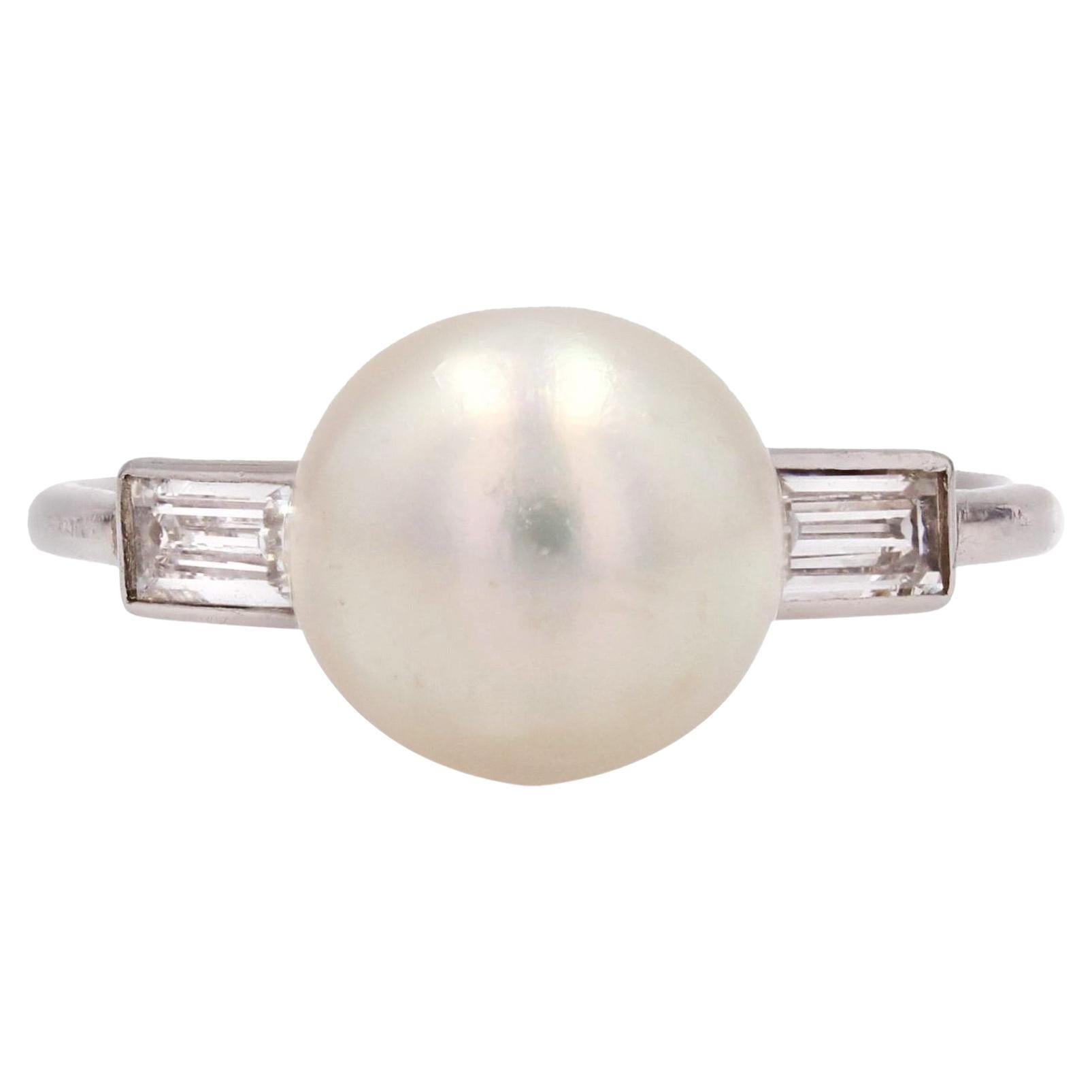 French 1925s Certified Fine Pearl Baguette, Cut Diamonds Platinum Art Deco Ring For Sale