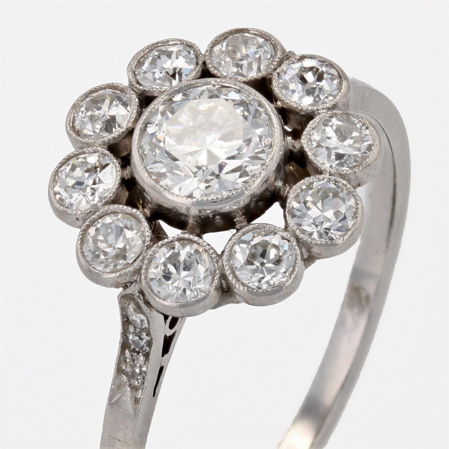 French 1925s Diamond Platinum Daisy Cluster Ring For Sale 1