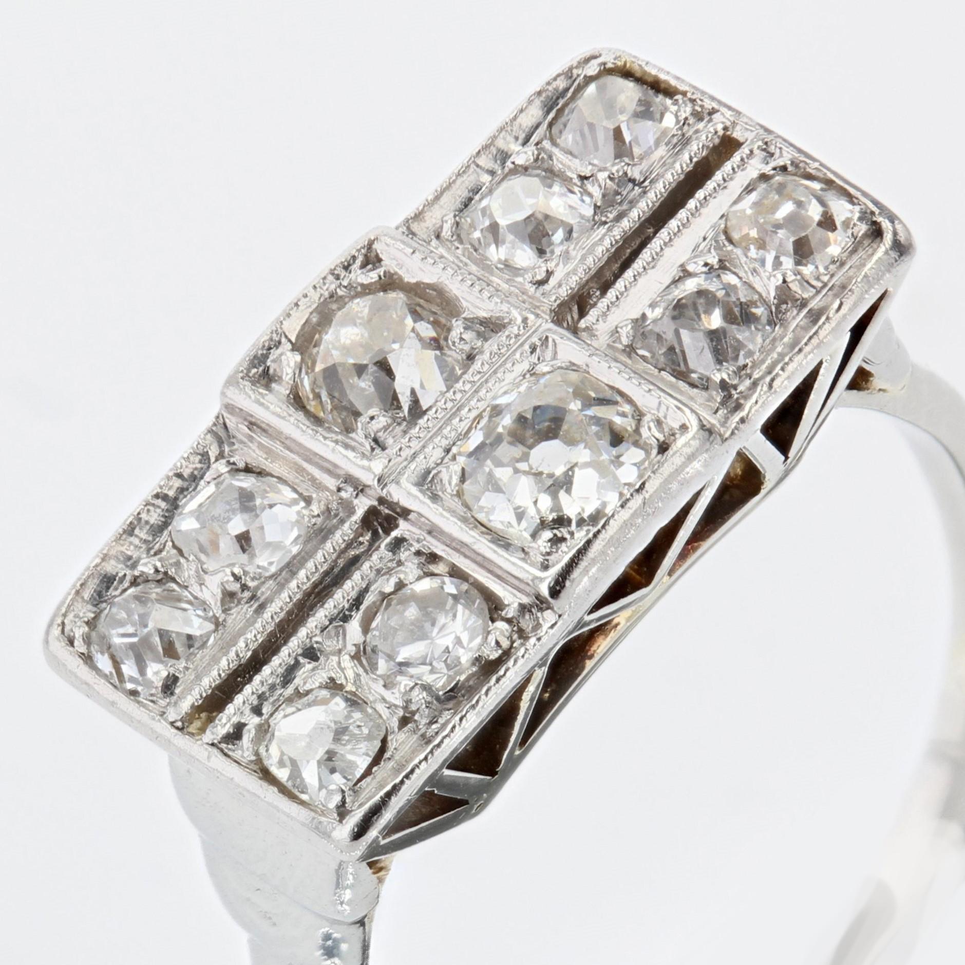 French, 1925s, Diamonds 18 Karat White Gold Platinum Rectangular Ring For Sale 4