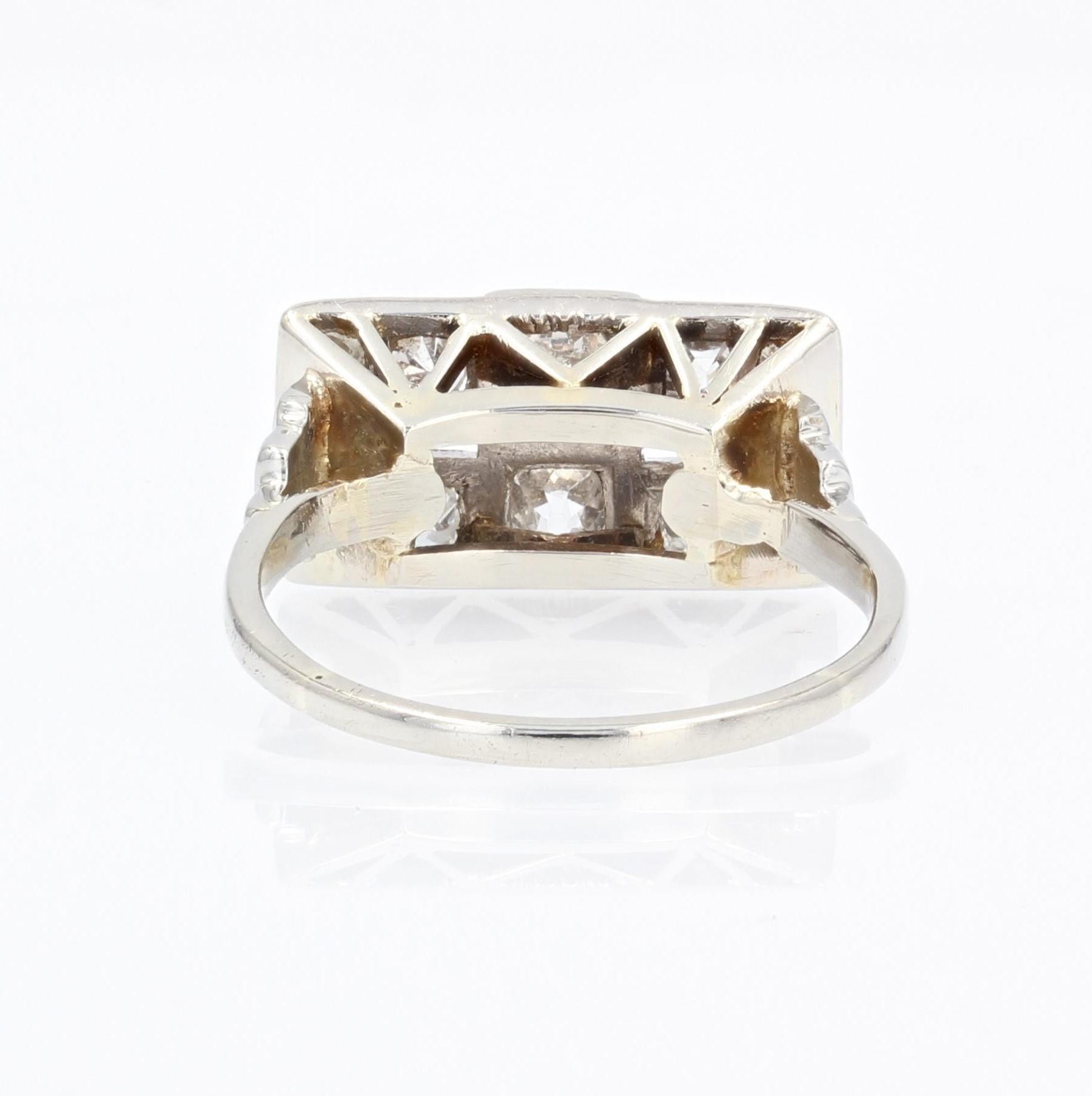 French, 1925s, Diamonds 18 Karat White Gold Platinum Rectangular Ring For Sale 5