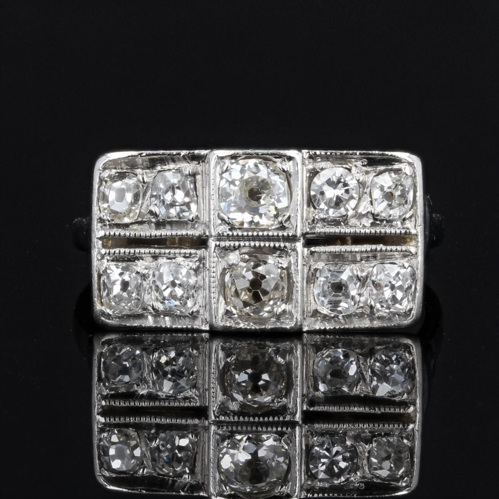Art Deco French, 1925s, Diamonds 18 Karat White Gold Platinum Rectangular Ring For Sale