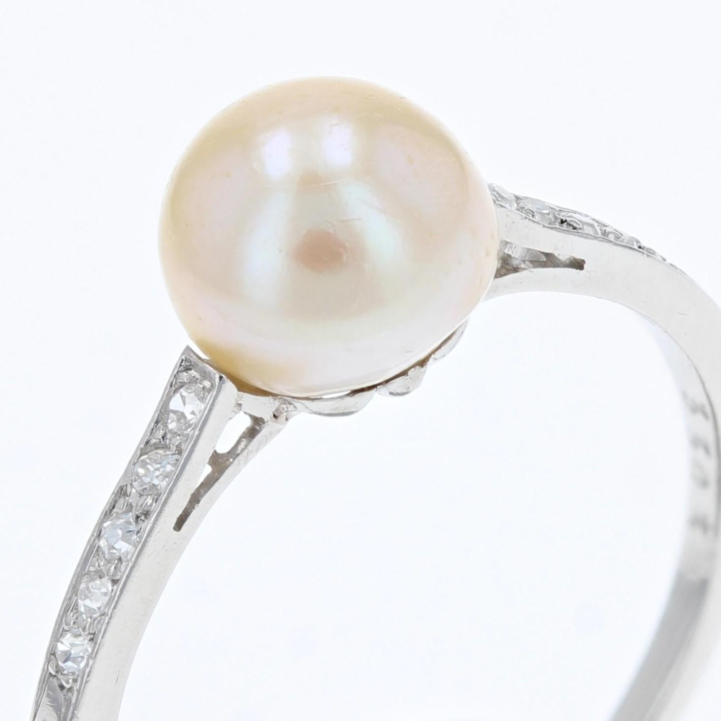 French 1925s Fine Pearl Diamonds Platinum Art Deco Ring For Sale 3