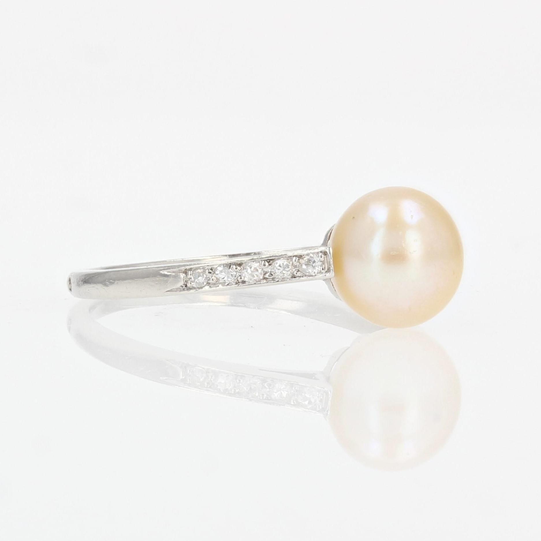 French 1925s Fine Pearl Diamonds Platinum Art Deco Ring For Sale 4