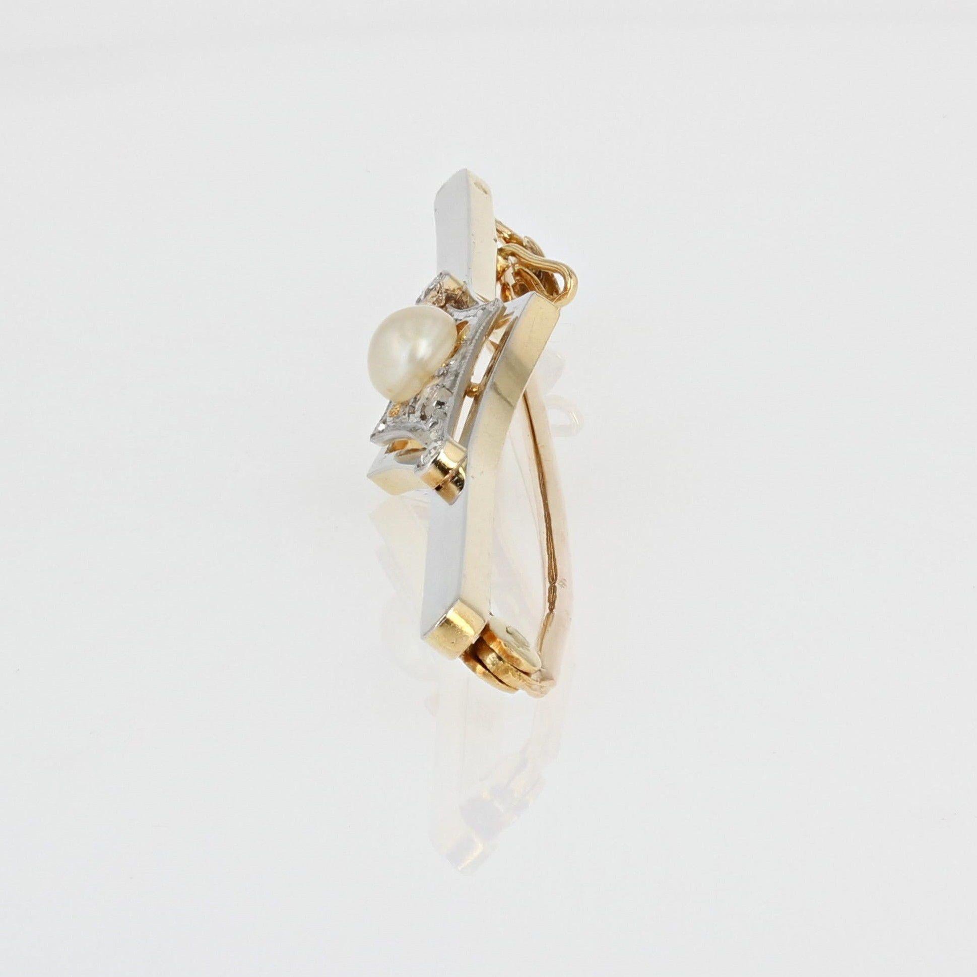 Broche française des années 1925 en or jaune blanc 18 carats, perles naturelles et diamants Pour femmes en vente