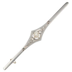 Antique French 1925s Natural Pearl Diamonds 18 Karat Yellow White Gold Brooch