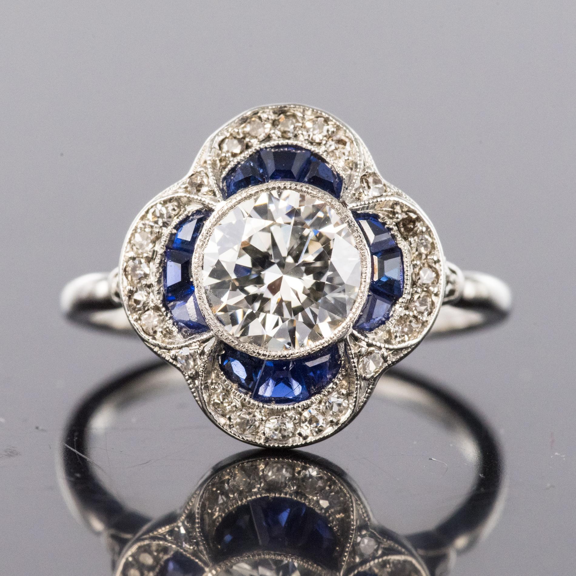 French 1925 Sapphire Diamonds Platinum Ring In Excellent Condition In Poitiers, FR