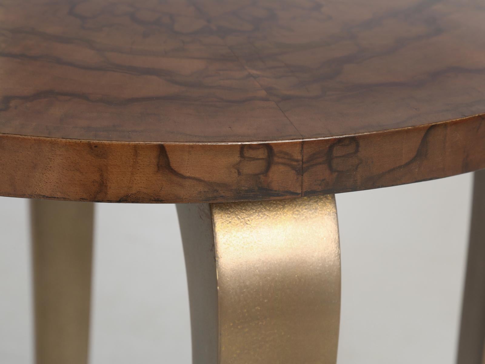 French 1930-1940 Burl Walnut and Cold Plated Bronze End or Side Table, Restored In Good Condition In Chicago, IL