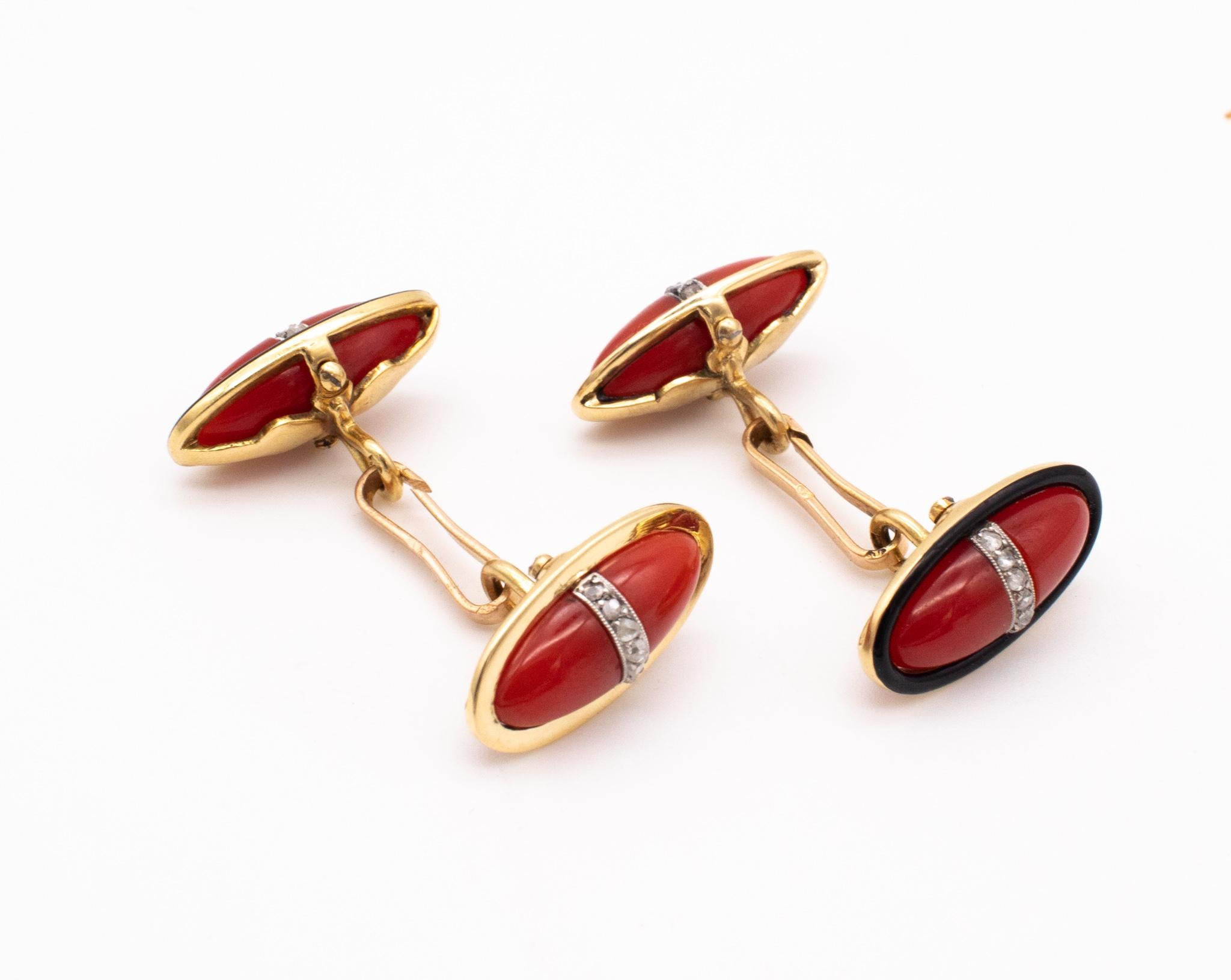 French 1930 Art Deco Cufflinks in 18Kt Gold and Platinum Ox Blood Coral Diamonds For Sale 1