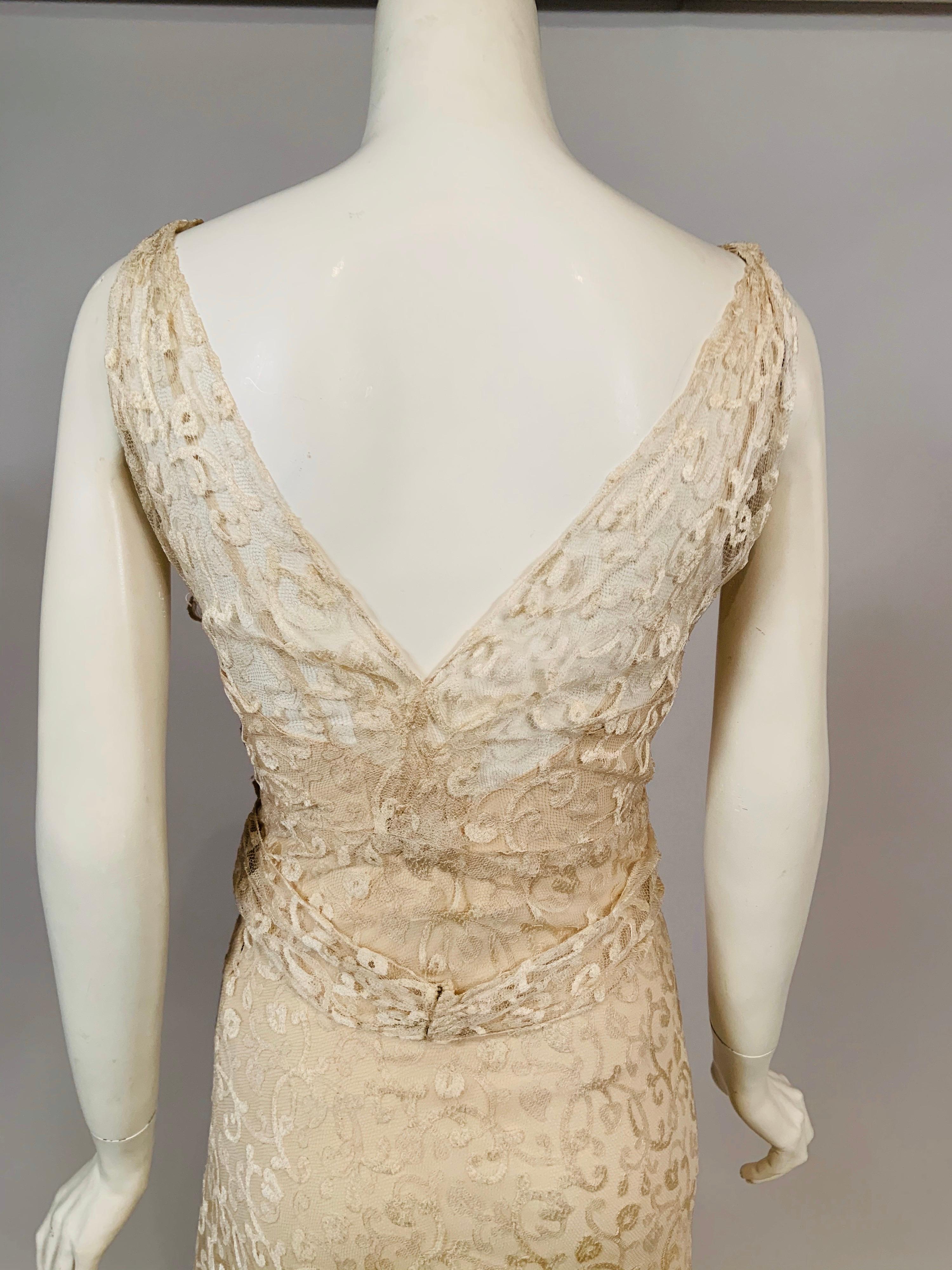 French 1930' Ivory Lace Bias Cut Evening Gown and Chiffon Slip by Bialo, Paris 2
