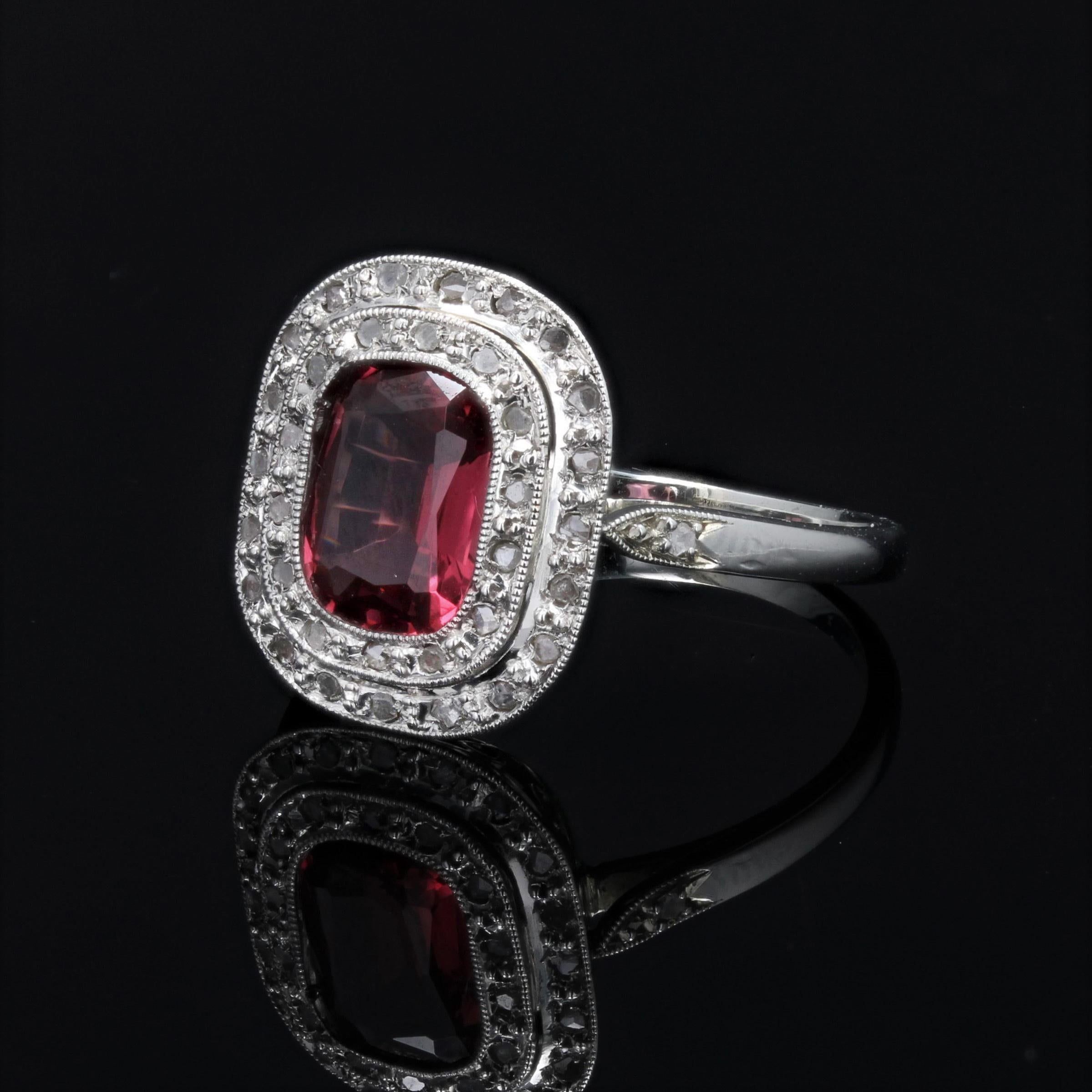 French 1930s 1.20 Carat Red Spinel Diamonds 18 Karat White Gold Ring For Sale 1