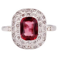 Bague française des années 1930 en or blanc 18 carats avec spinelle rouge de 1,20 carat et diamants