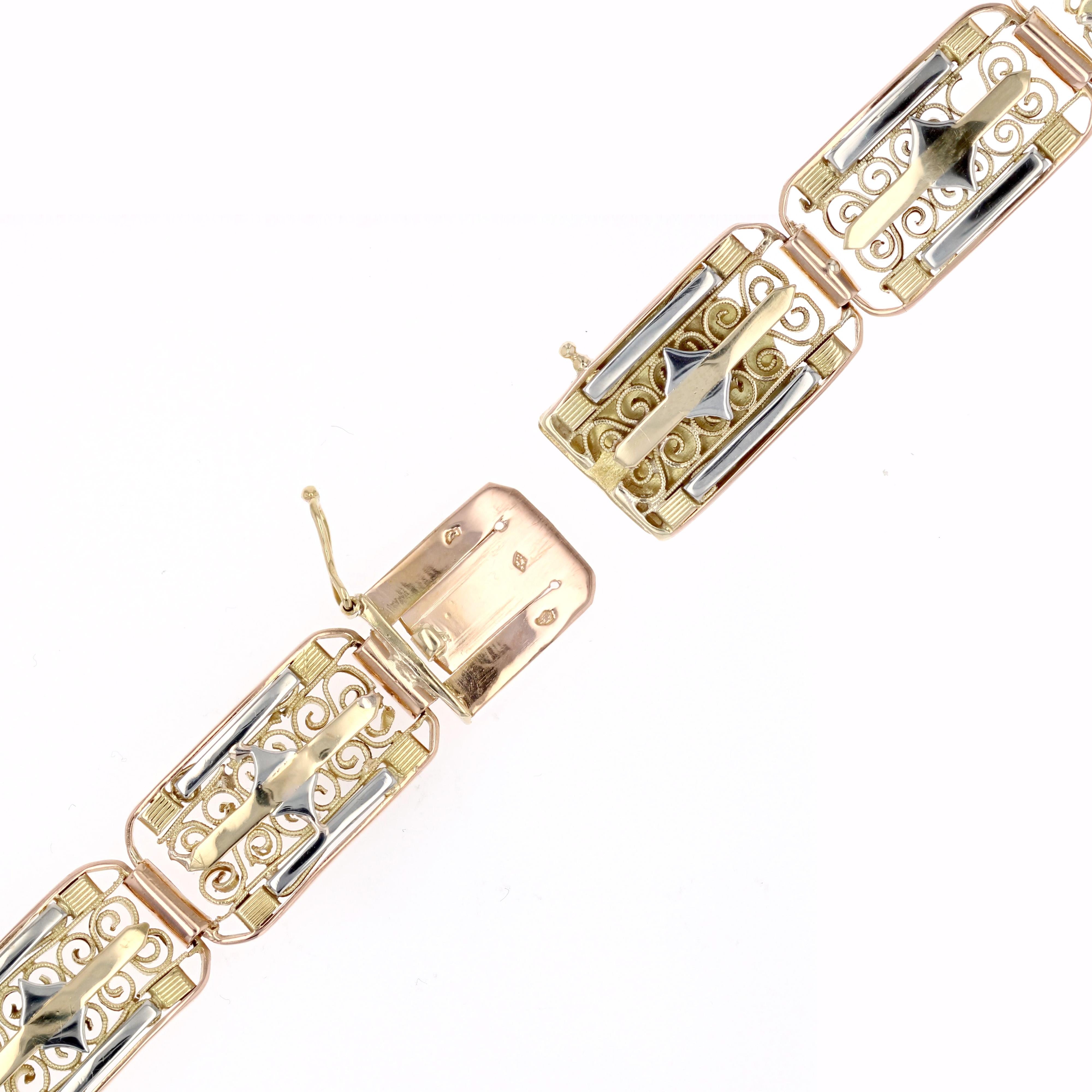 Bracelet Art déco français des années 1930 en or jaune et blanc 18 carats avec roses en vente 2