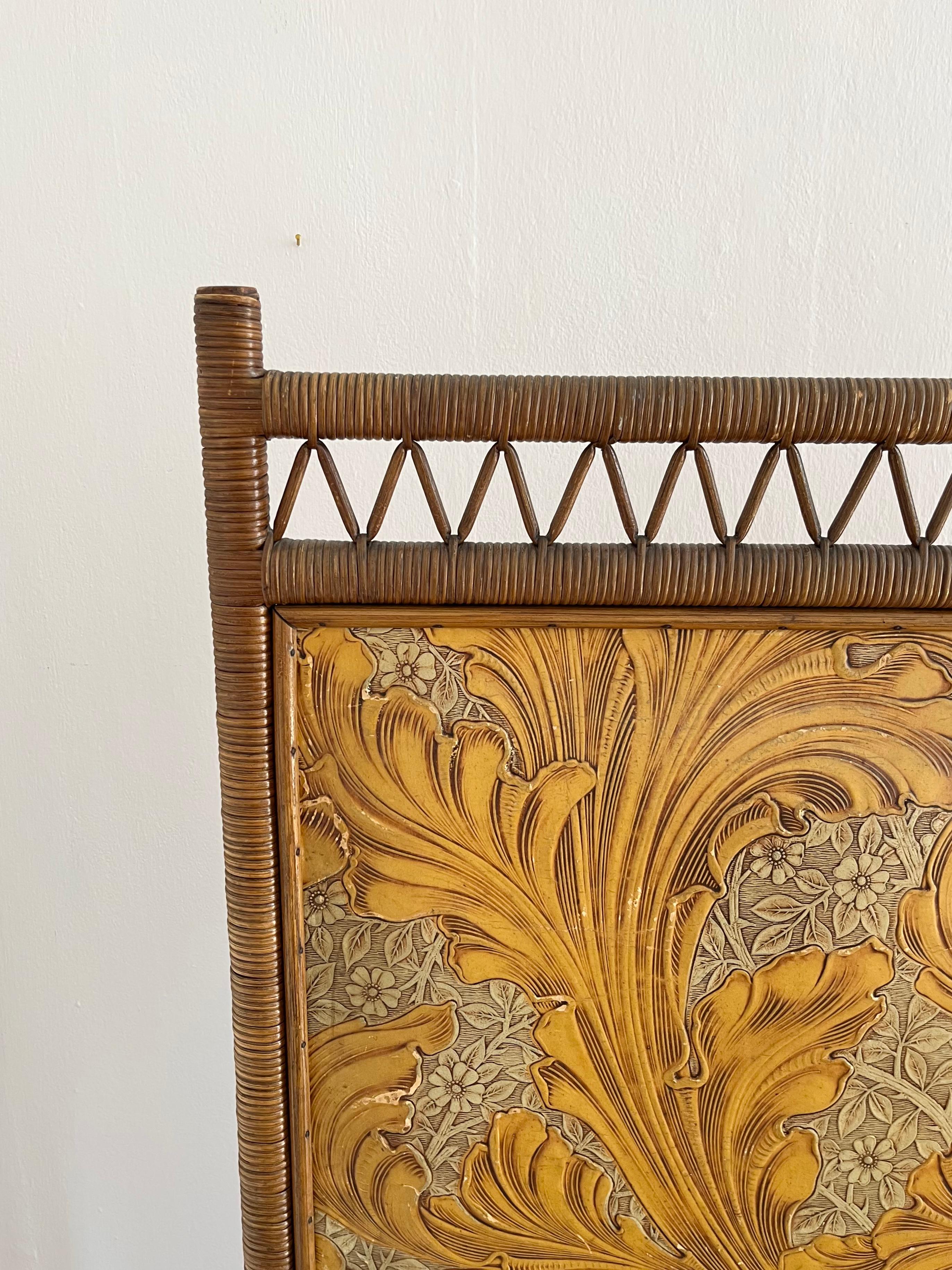 Art Deco French 1930s/1940s art deco screen in bamboo, rattan and wood For Sale