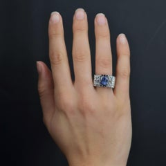 French 1930s 2.50 Carats Sapphire Diamonds Platinum Ring