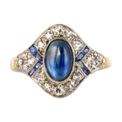 French 1930s Art Deco 1.42 Carat Sapphire Cabochon Diamonds 18 Karat Gold Ring
